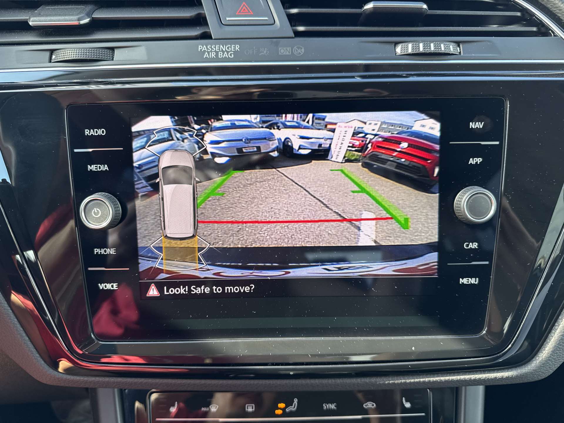 VW Touran 1.5 TSi EVO Highline 7-Plätzer DSG-Automat-image-9