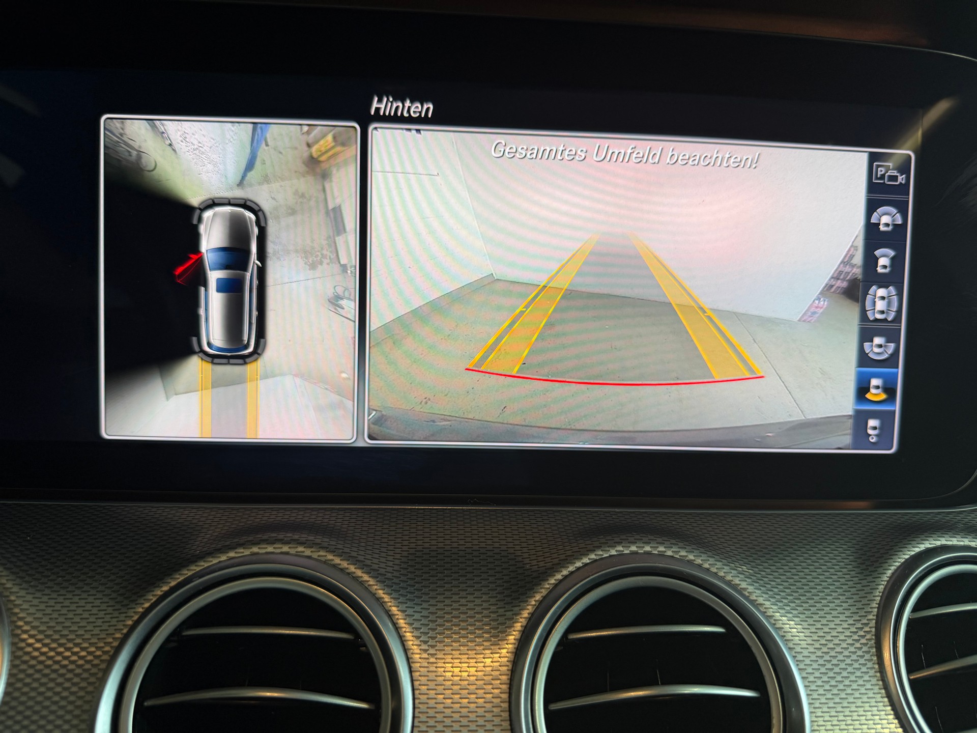 MERCEDES-BENZ E 220 d AMG Line 4Matic 9G-Tronic | CH-Auto | AHK | 360 Kamera-image-21