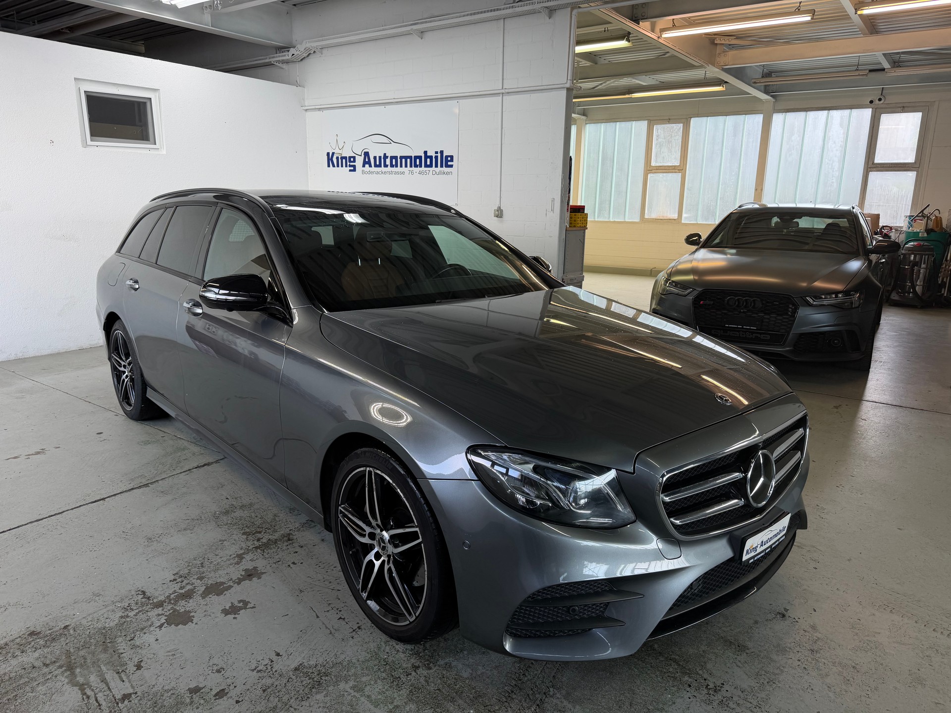 MERCEDES-BENZ E 220 d AMG Line 4Matic 9G-Tronic | CH-Auto | AHK | 360 Kamera-showroom-element-3