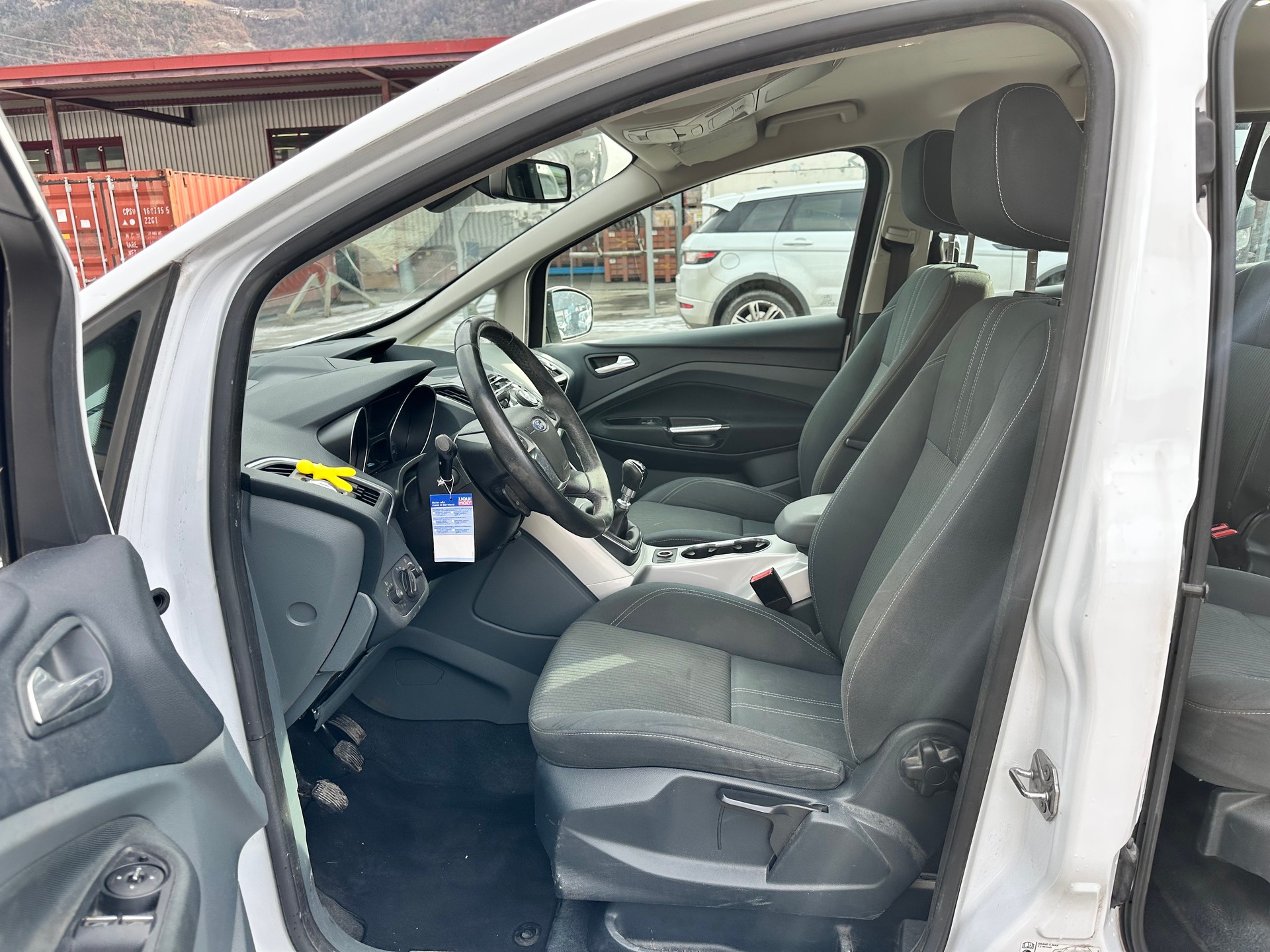 FORD Grand C-Max 1.6 SCTi Titanium-image-8