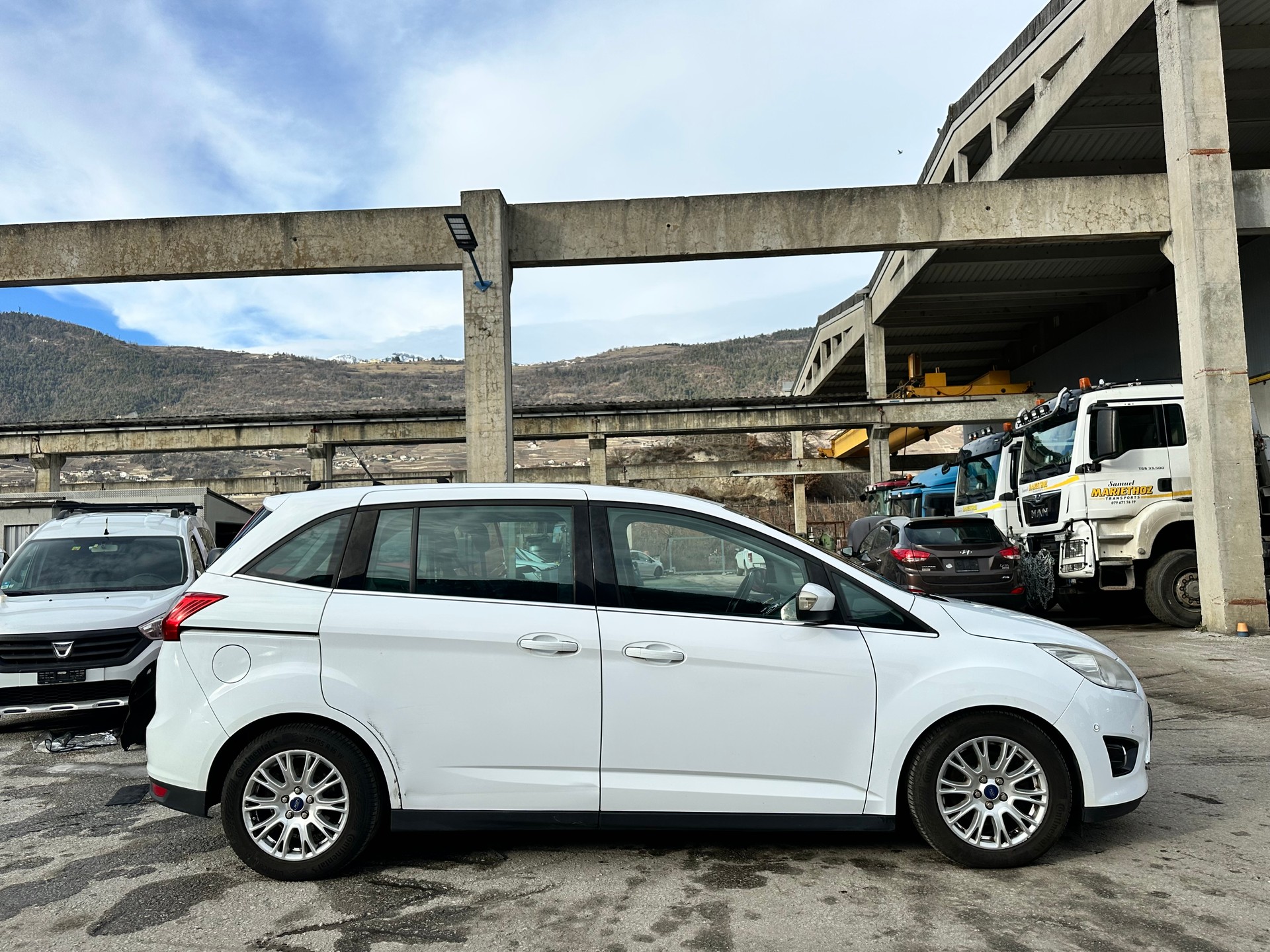 FORD Grand C-Max 1.6 SCTi Titanium-image-3