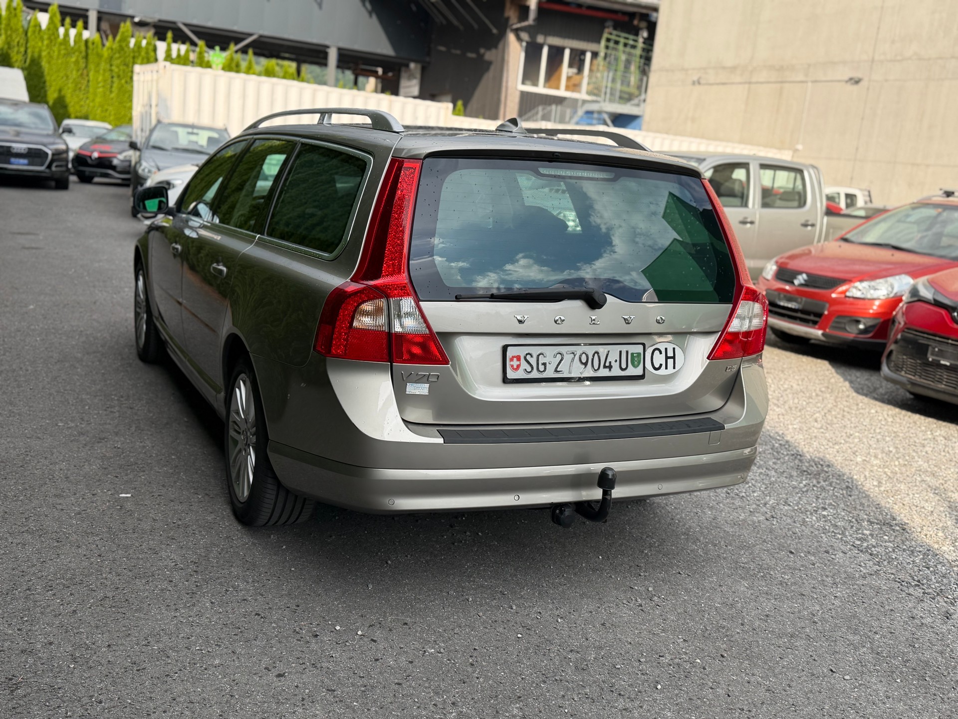 VOLVO V70 D5 Momentum-image-6