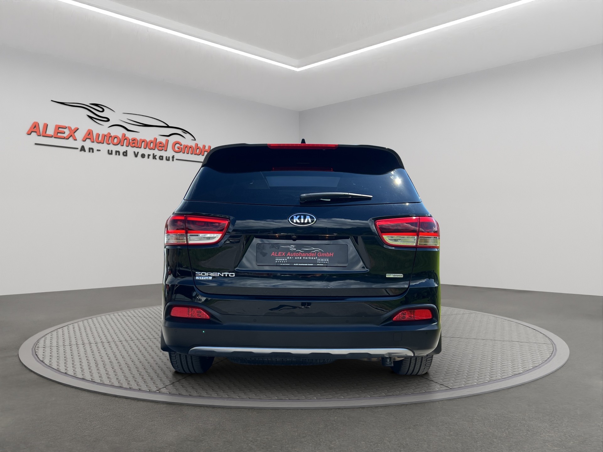 KIA Sorento 2.2 CRDI Style 7Plätze Automatic-image-4
