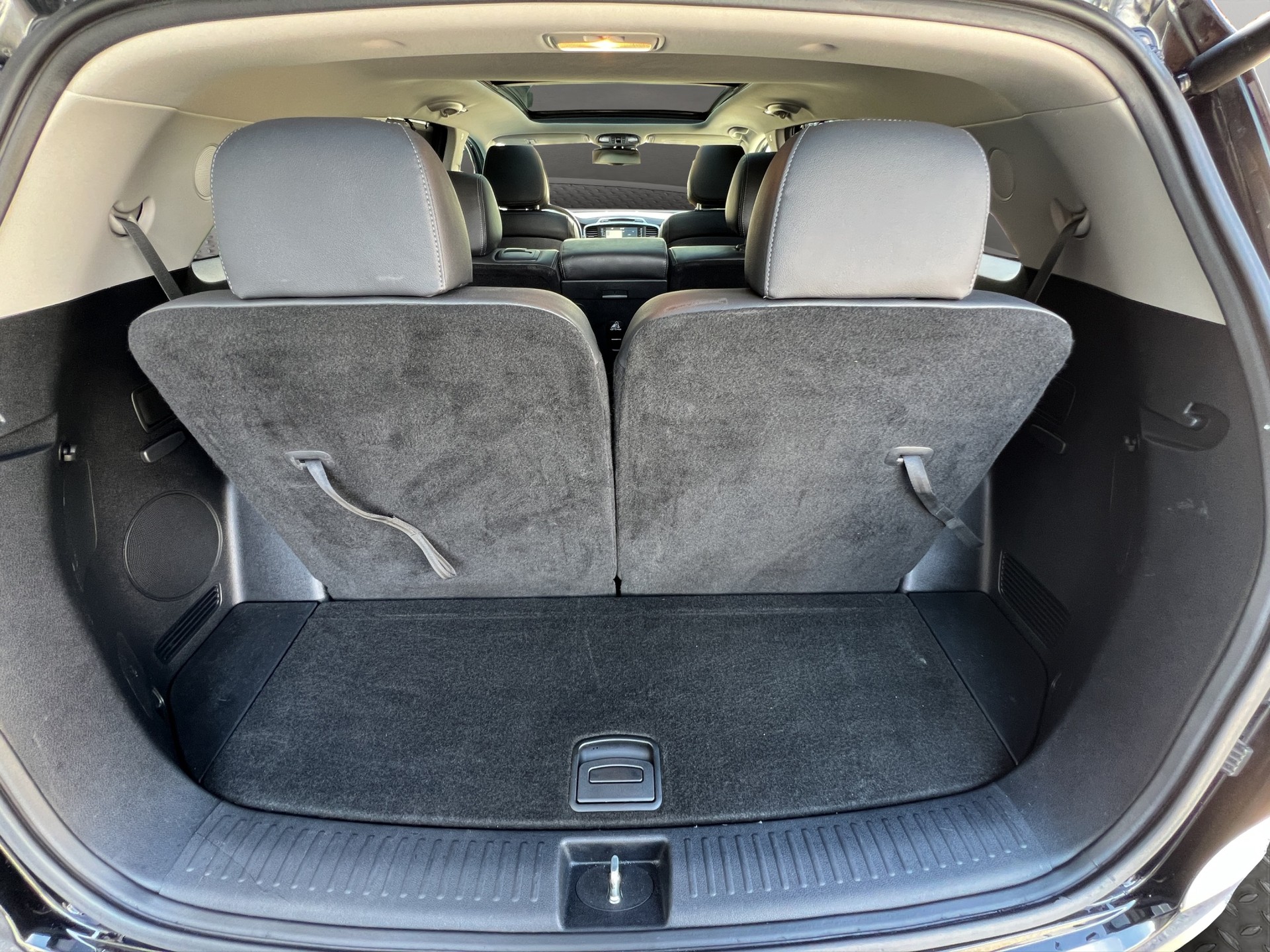 KIA Sorento 2.2 CRDI Style 7Plätze Automatic-image-8