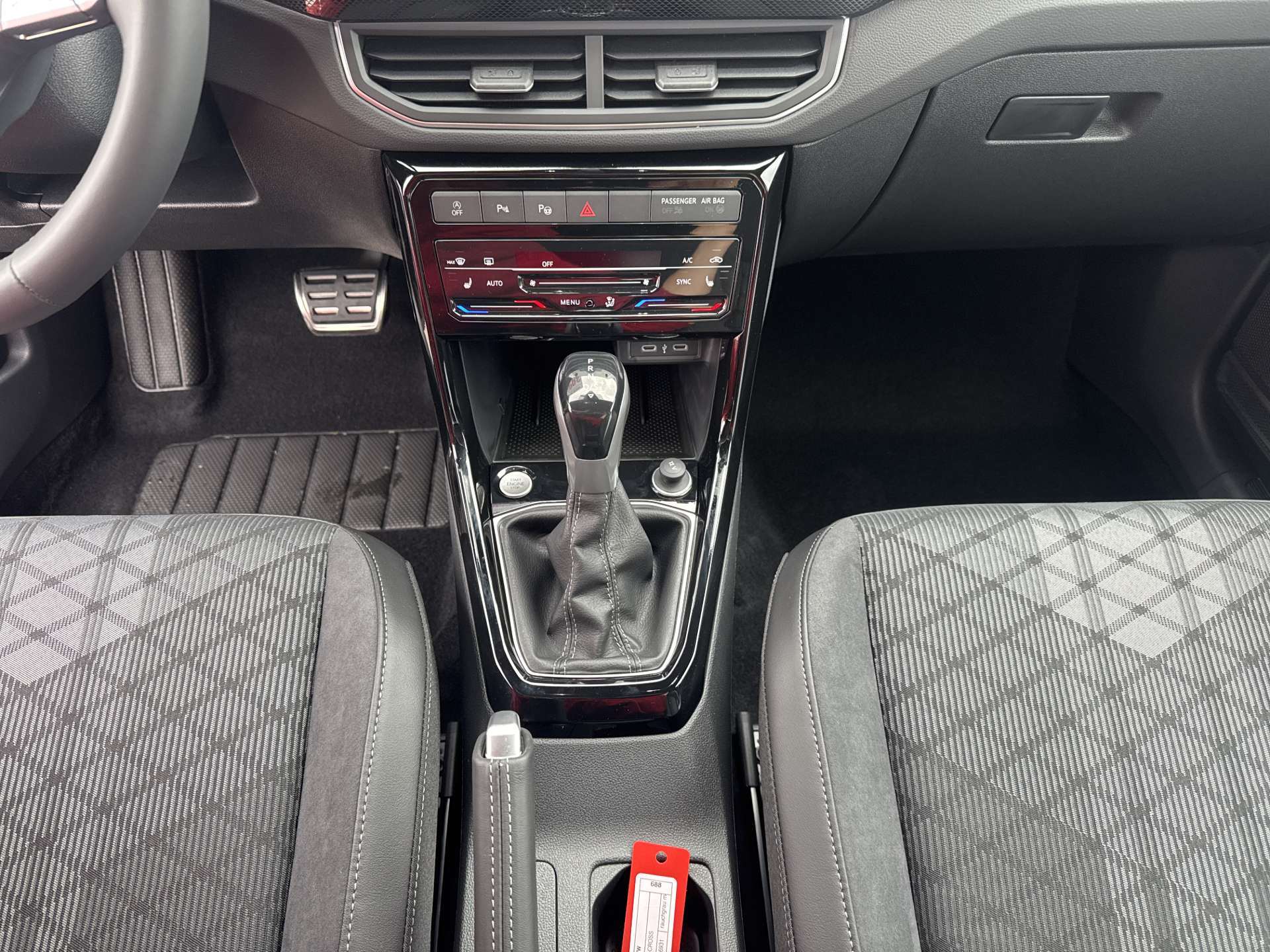 VW T-Cross 1.5 TSi EVO ACT R-Line DSG-Automat-image-11