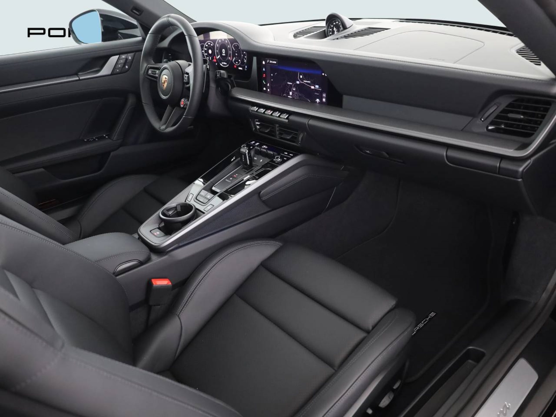 PORSCHE 911 Carrera-image-8