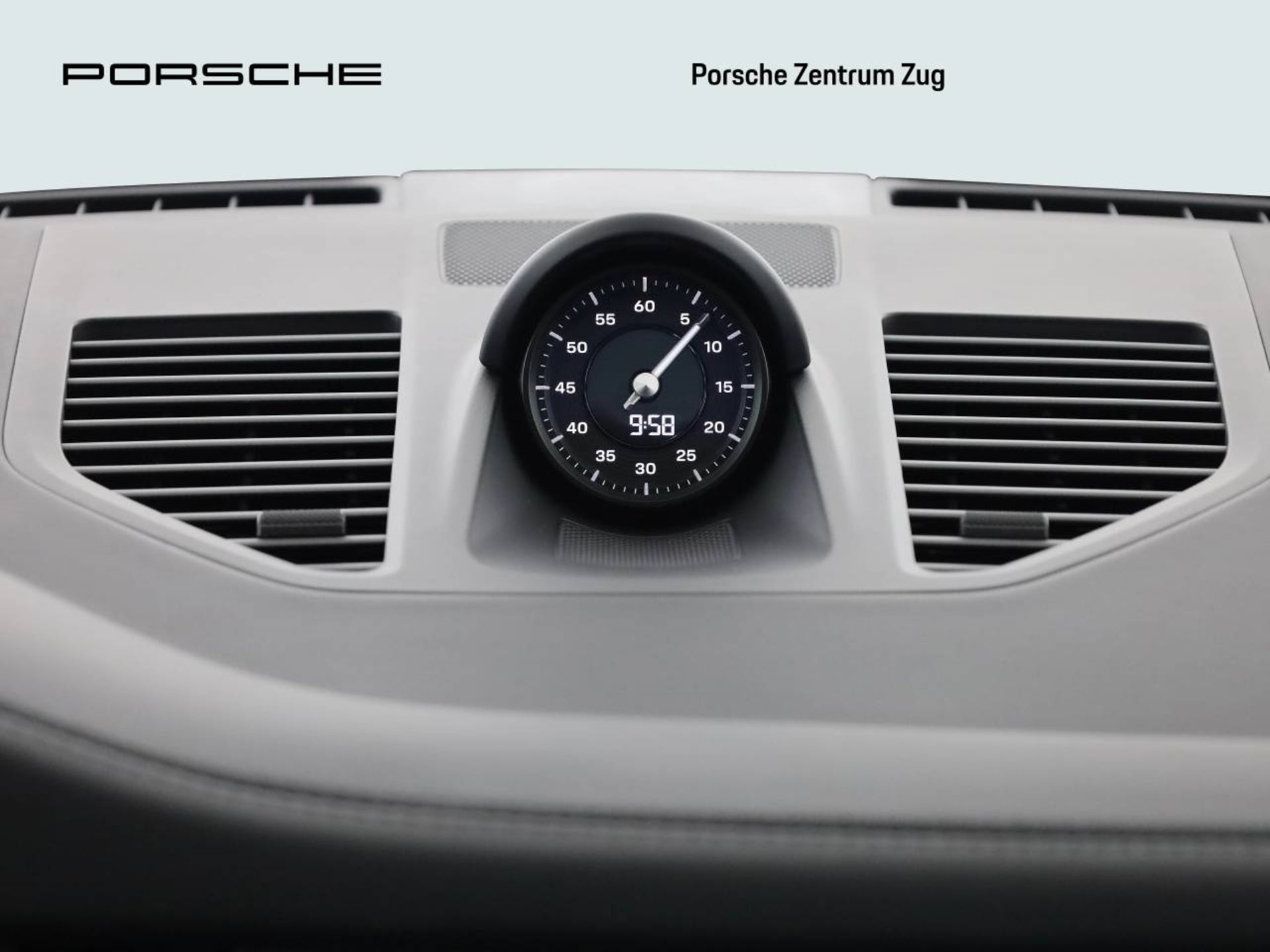 PORSCHE 911 Carrera-image-17