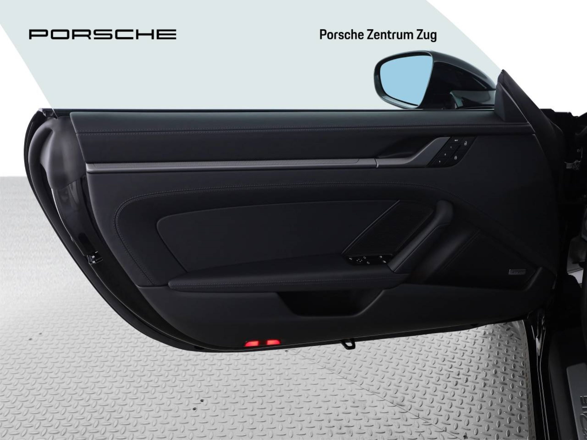 PORSCHE 911 Carrera-image-12