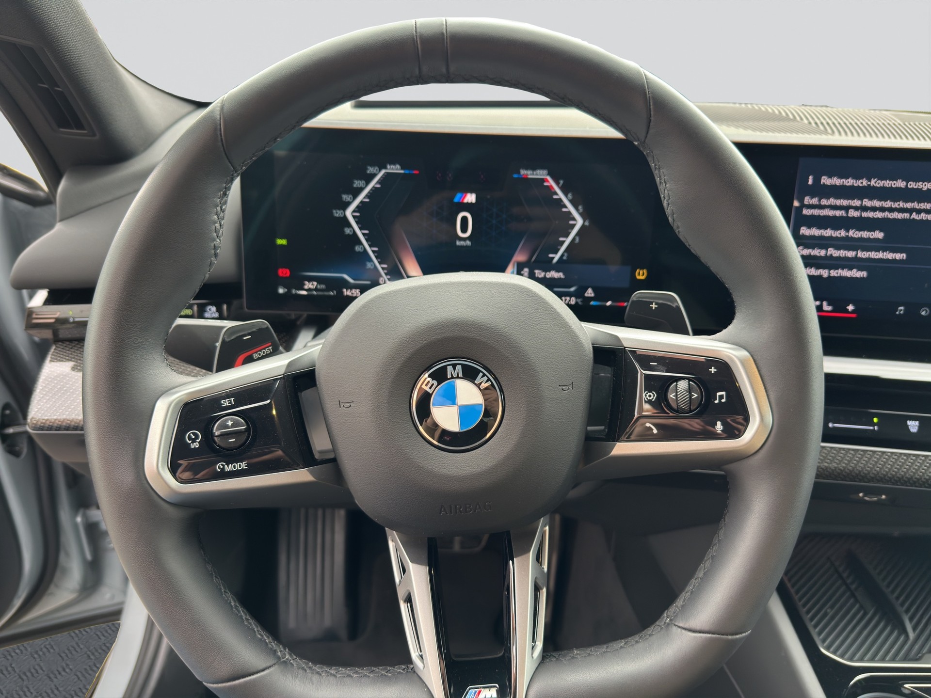 BMW 520i 48V M Sport Pro Shadow Line-image-10