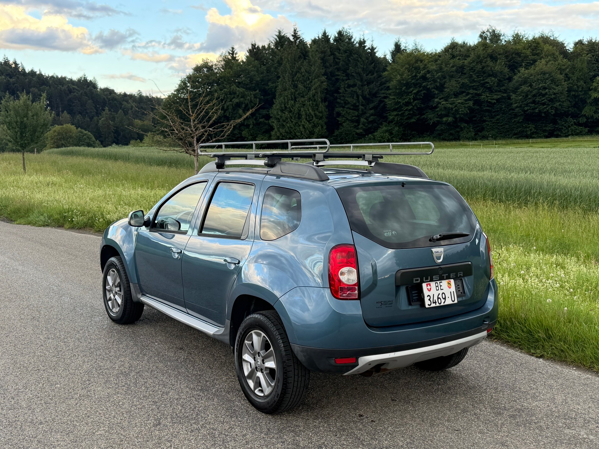 DACIA Duster 1.6 Ambiance 4x4-image-2