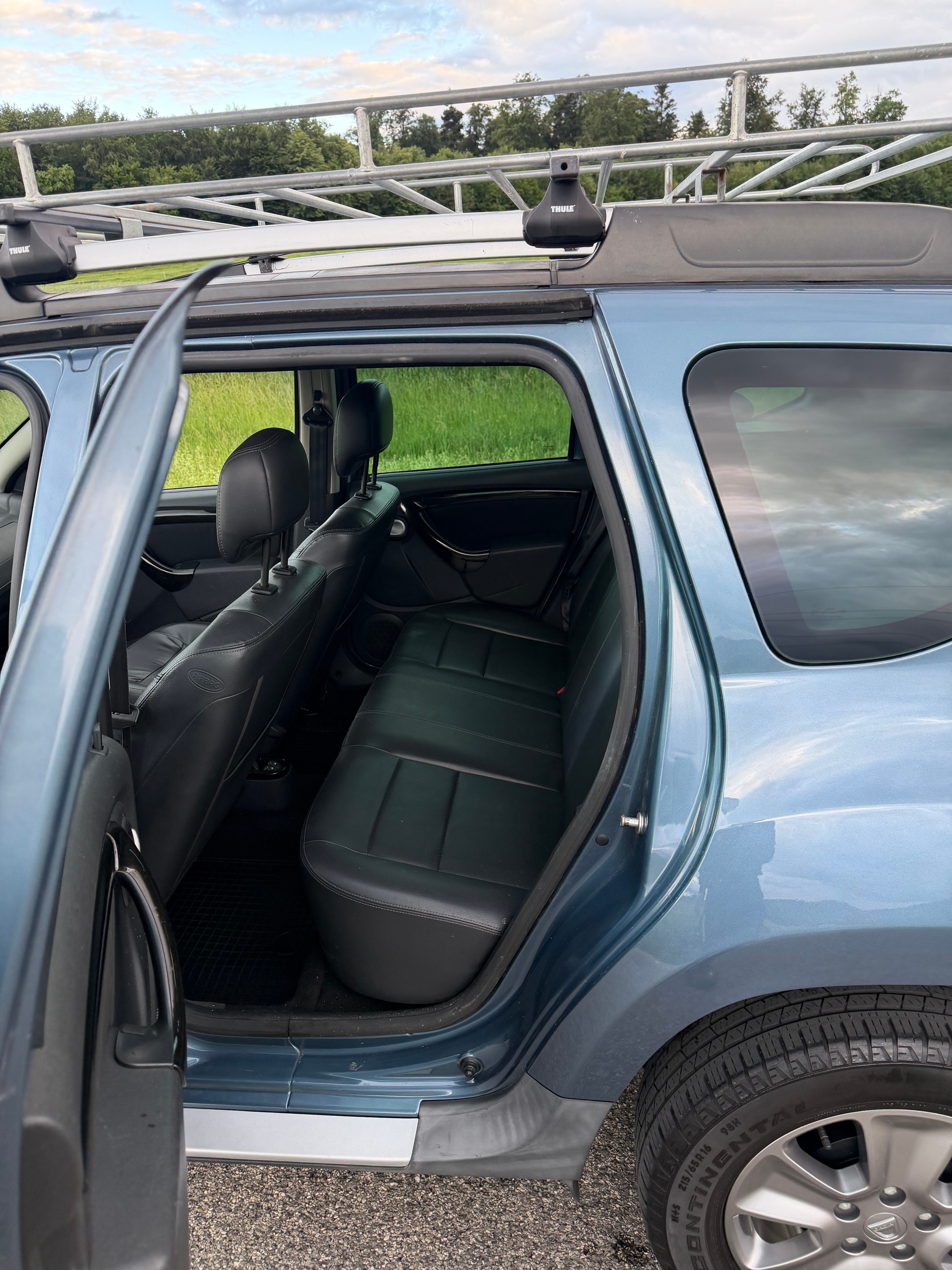 DACIA Duster 1.6 Ambiance 4x4-image-12
