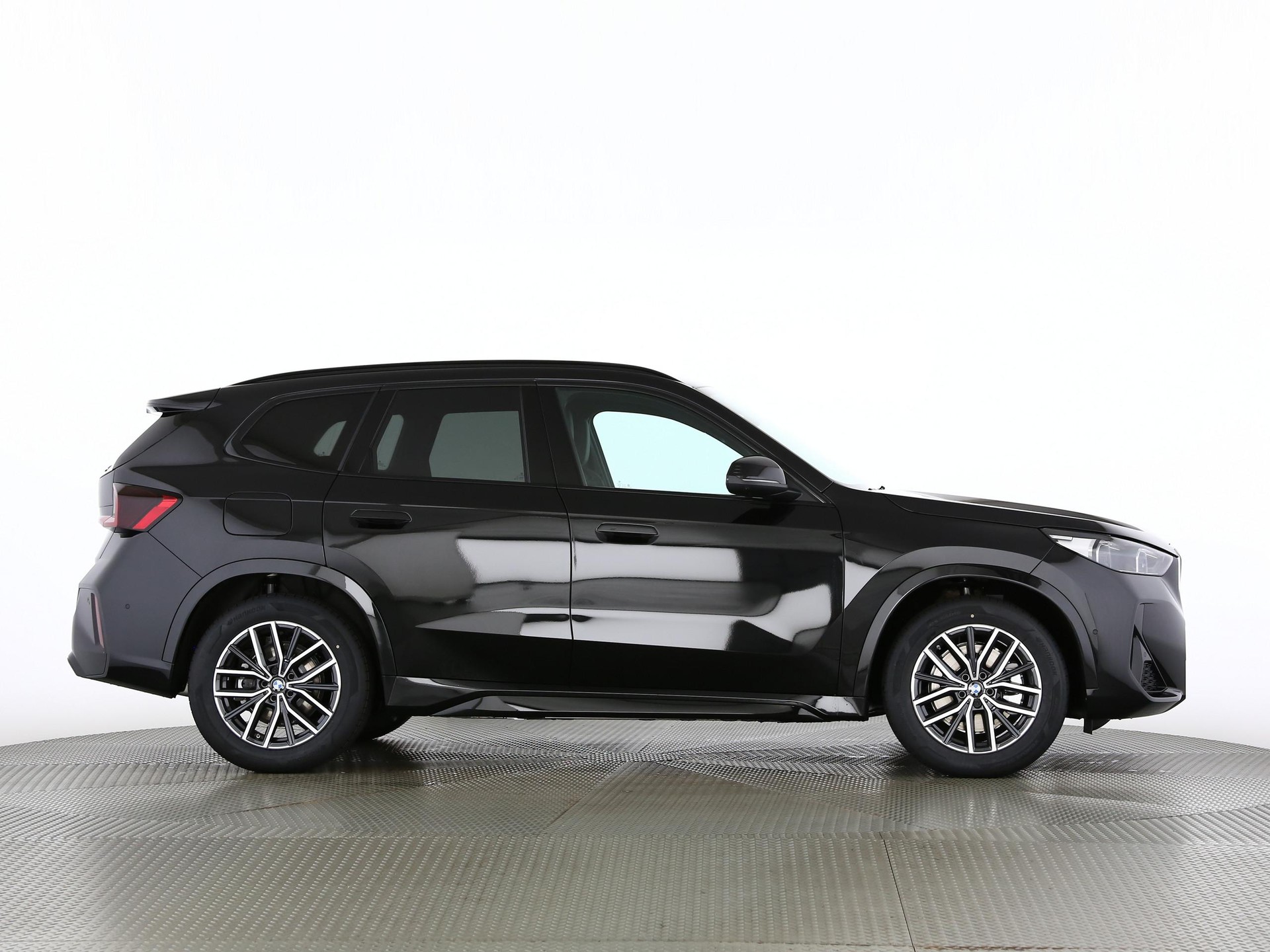 BMW X1 30e xDrive paddles-image-23