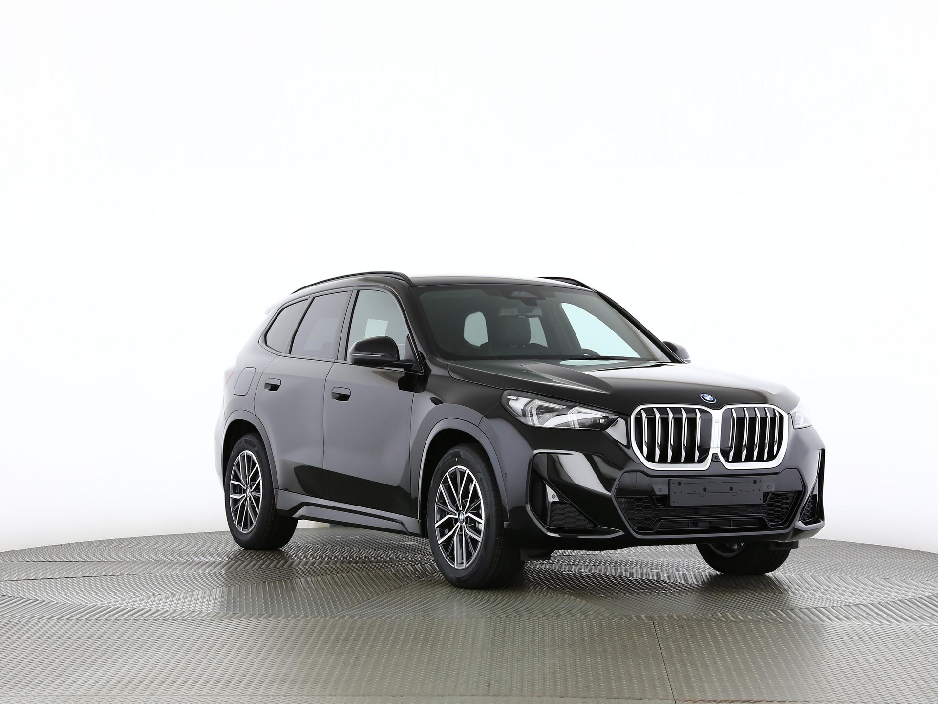 BMW X1 30e xDrive paddles-image-27
