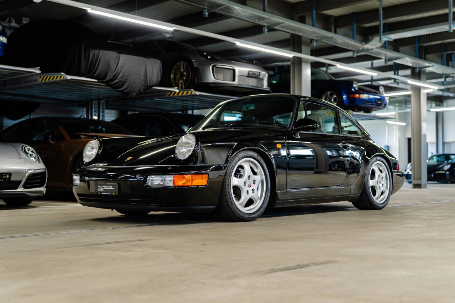 PORSCHE 911 Carrera 2 Coupé-image-0