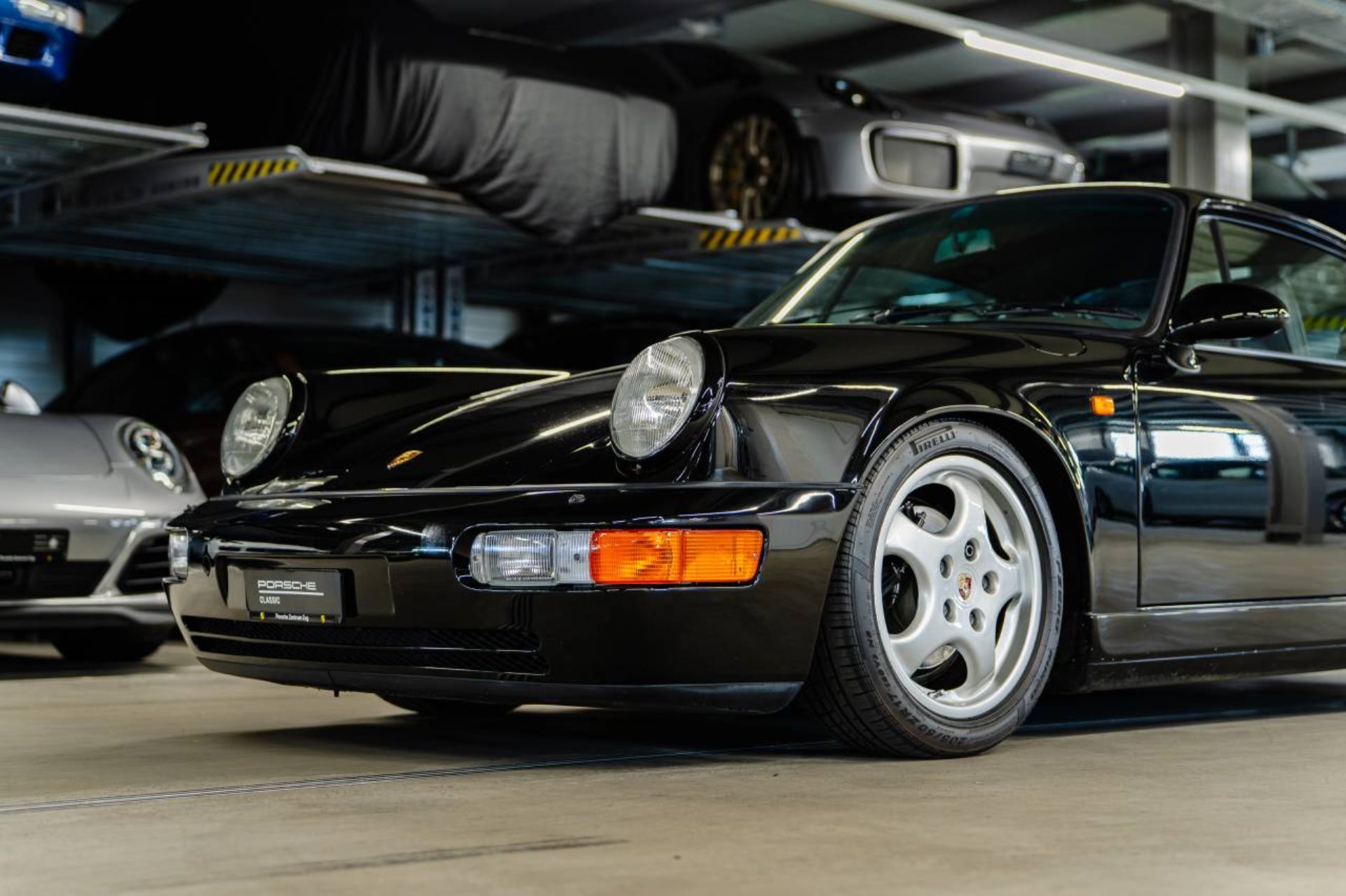 PORSCHE 911 Carrera 2 Coupé-image-8