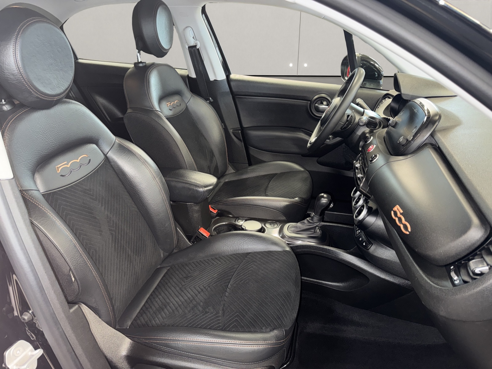 FIAT 500 X 1.3 GSE Sport-image-9