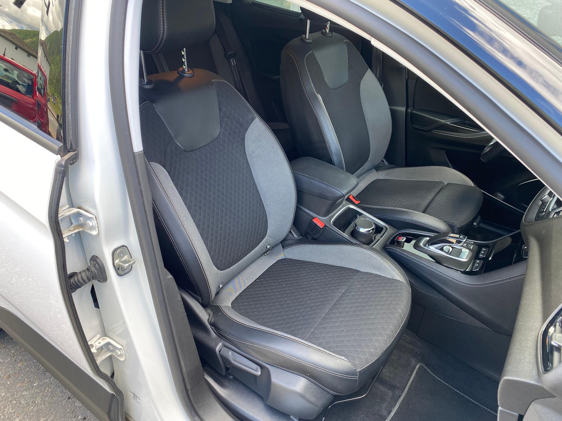OPEL Grandland X 1.6 T PHEV Excellence-image-5