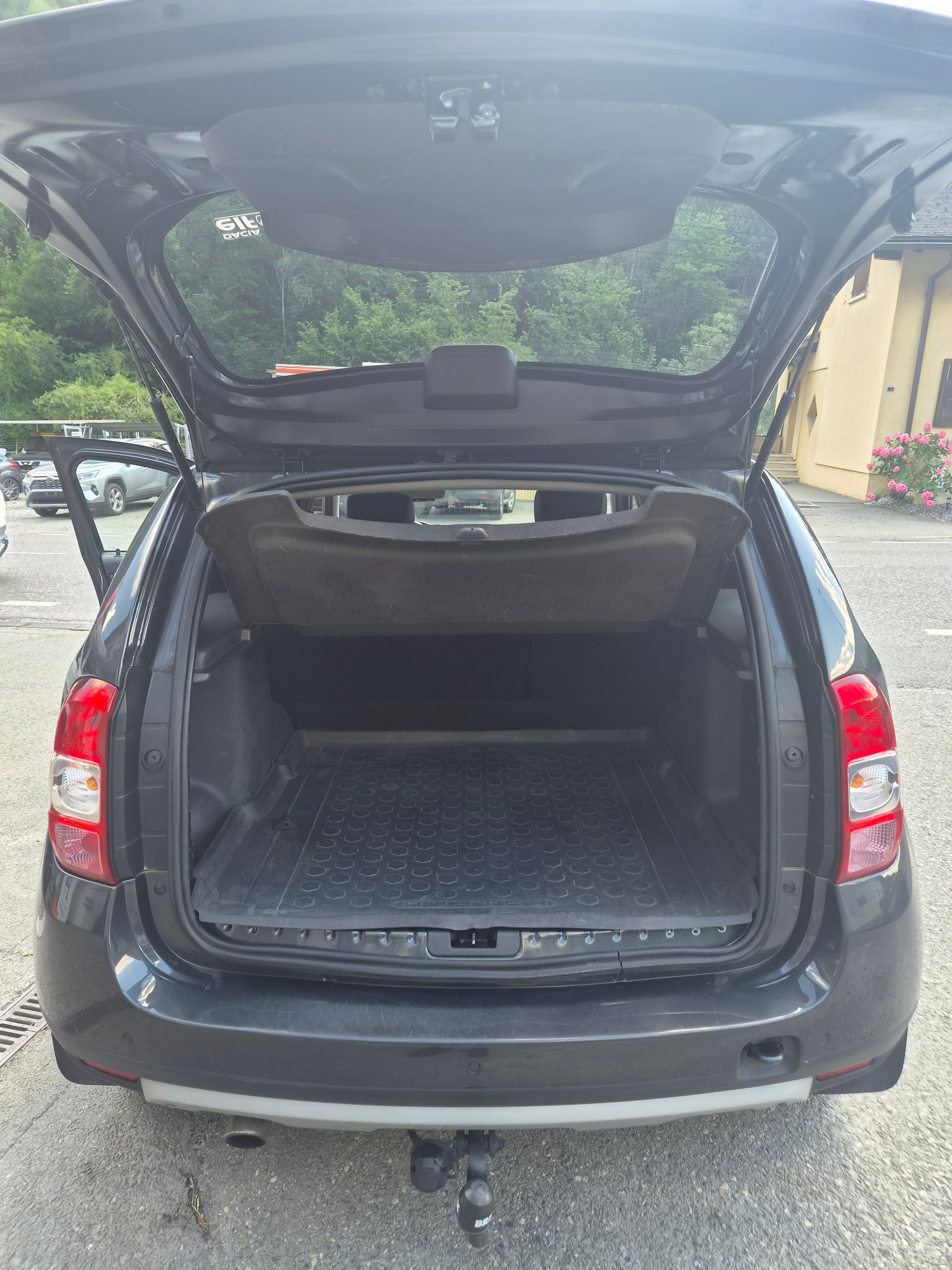 DACIA Duster 1.2 T Fischer man's Friend 4x4-image-12