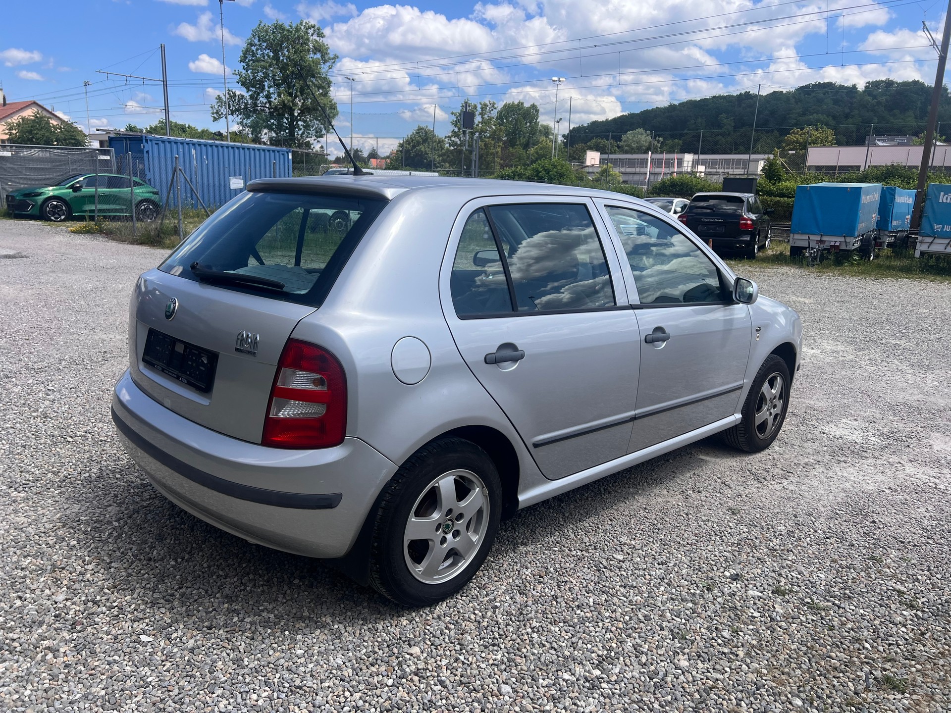 SKODA Fabia 1.4 16V Elegance-image-4