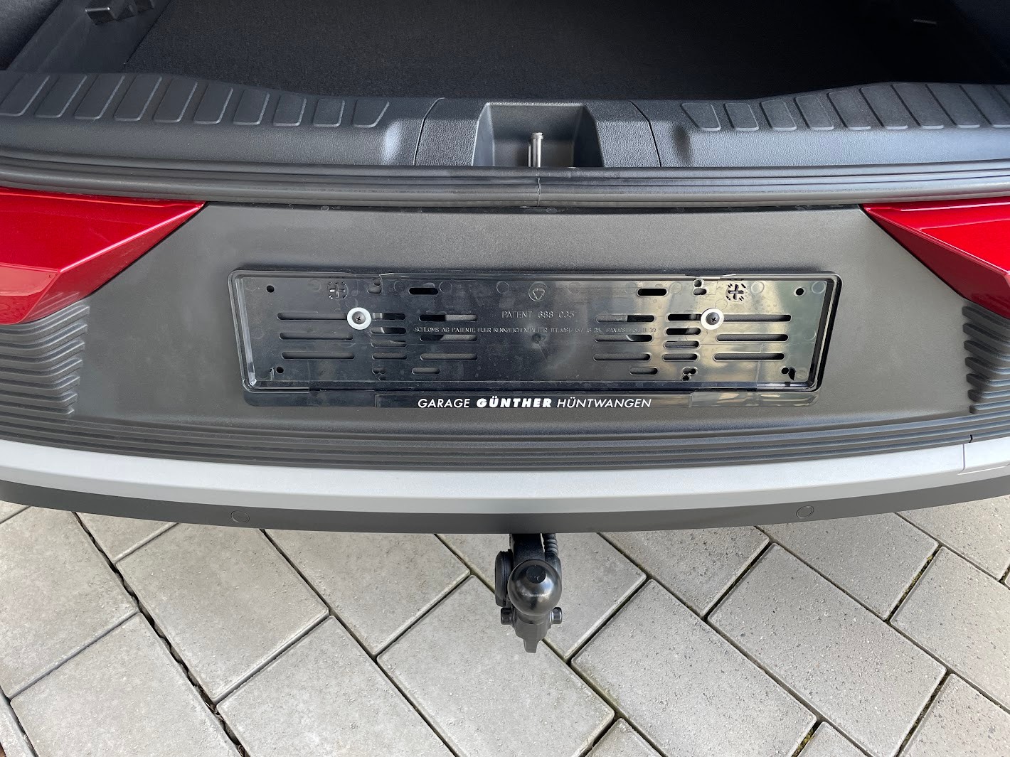 FORD Explorer Extended Range AWD-image-10