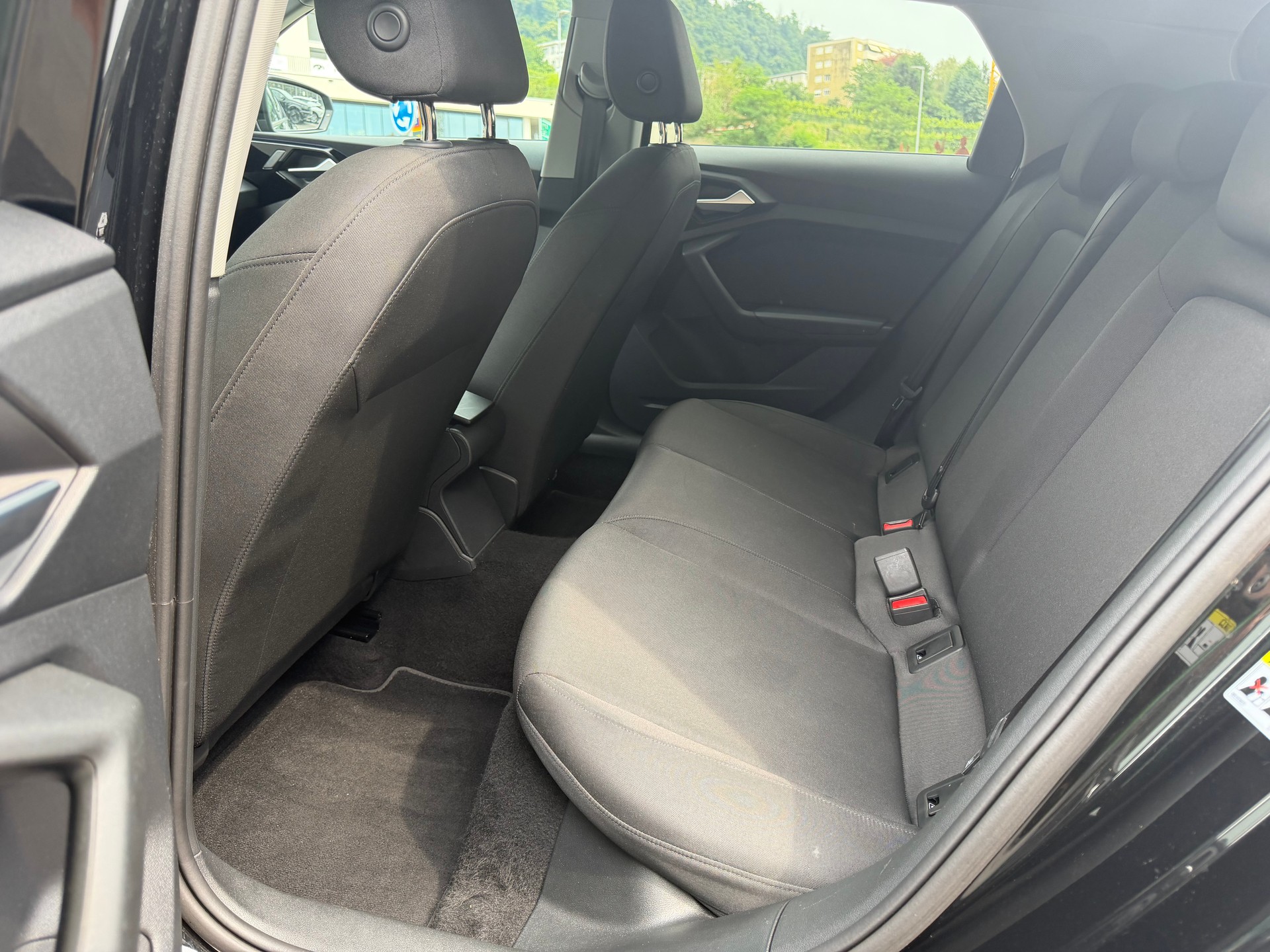 AUDI A1 Sportback 30 TFSI S Line Attraction S-tronic-image-11