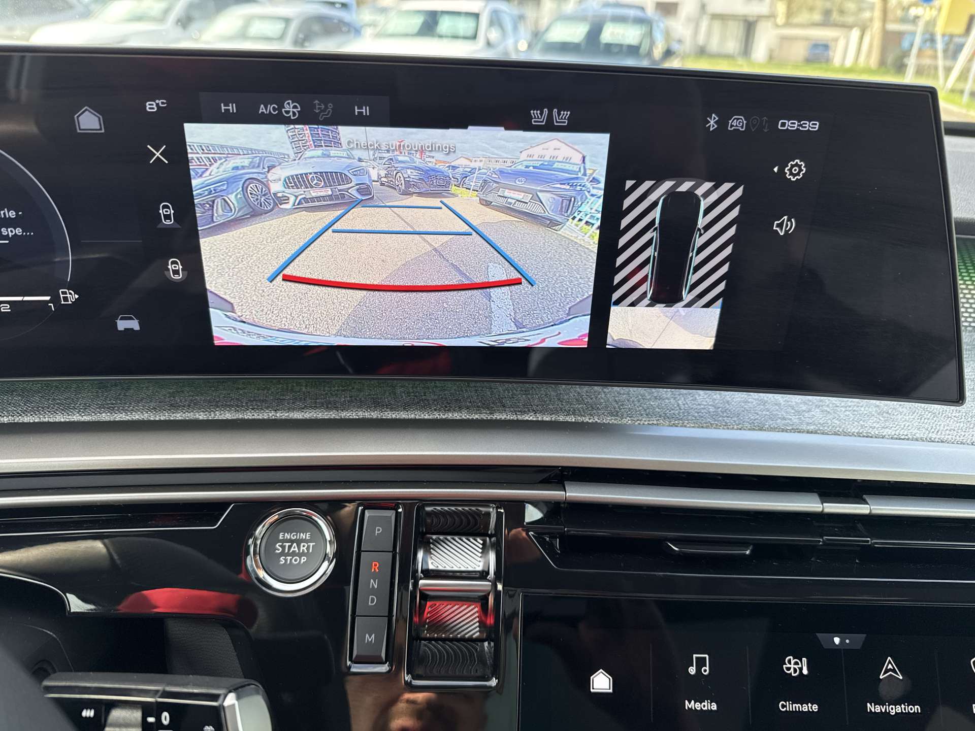 PEUGEOT 5008 145 Hybrid GT 7-Plätzer e-DCS-Automat-image-9