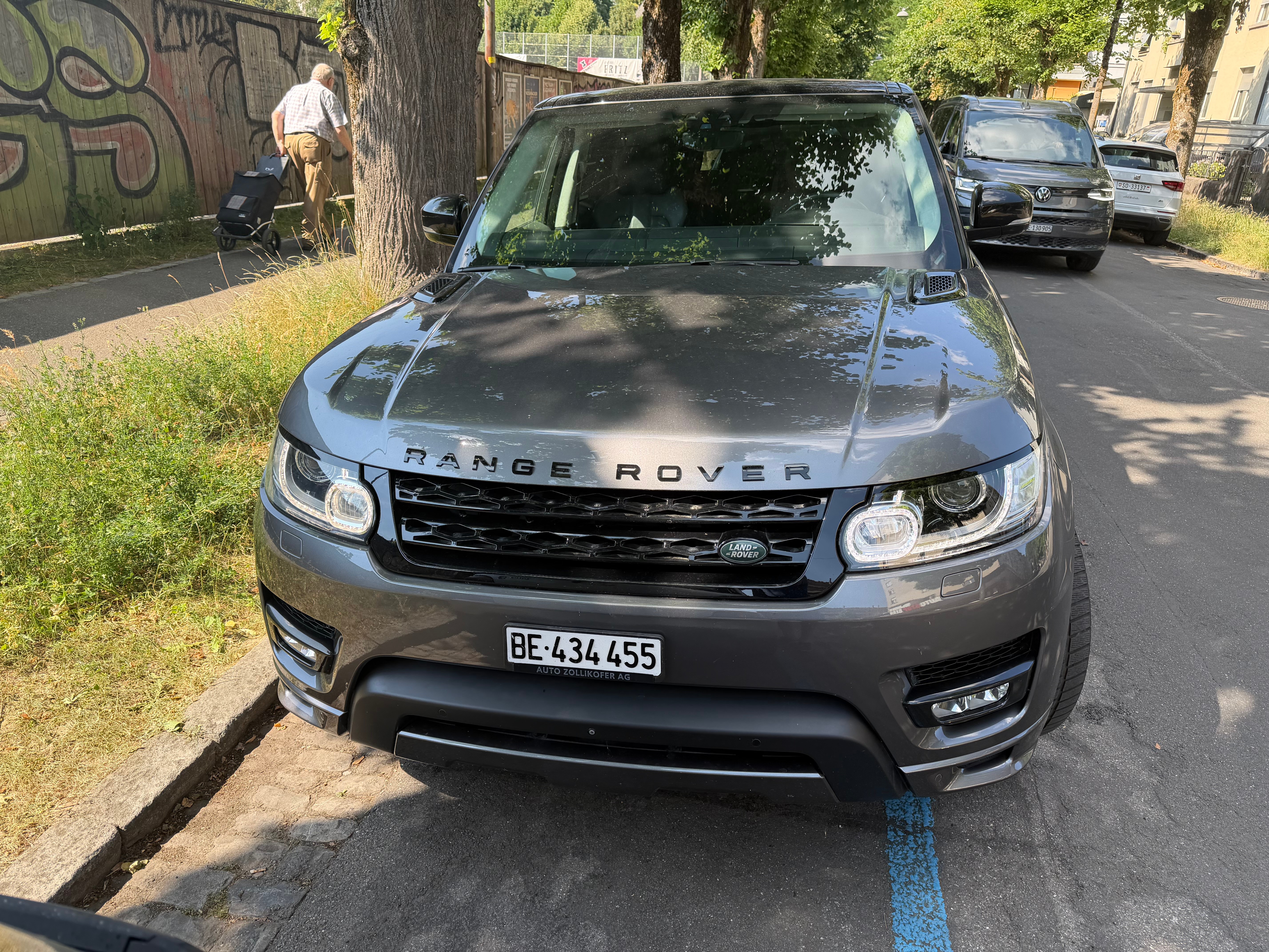 Car photo
