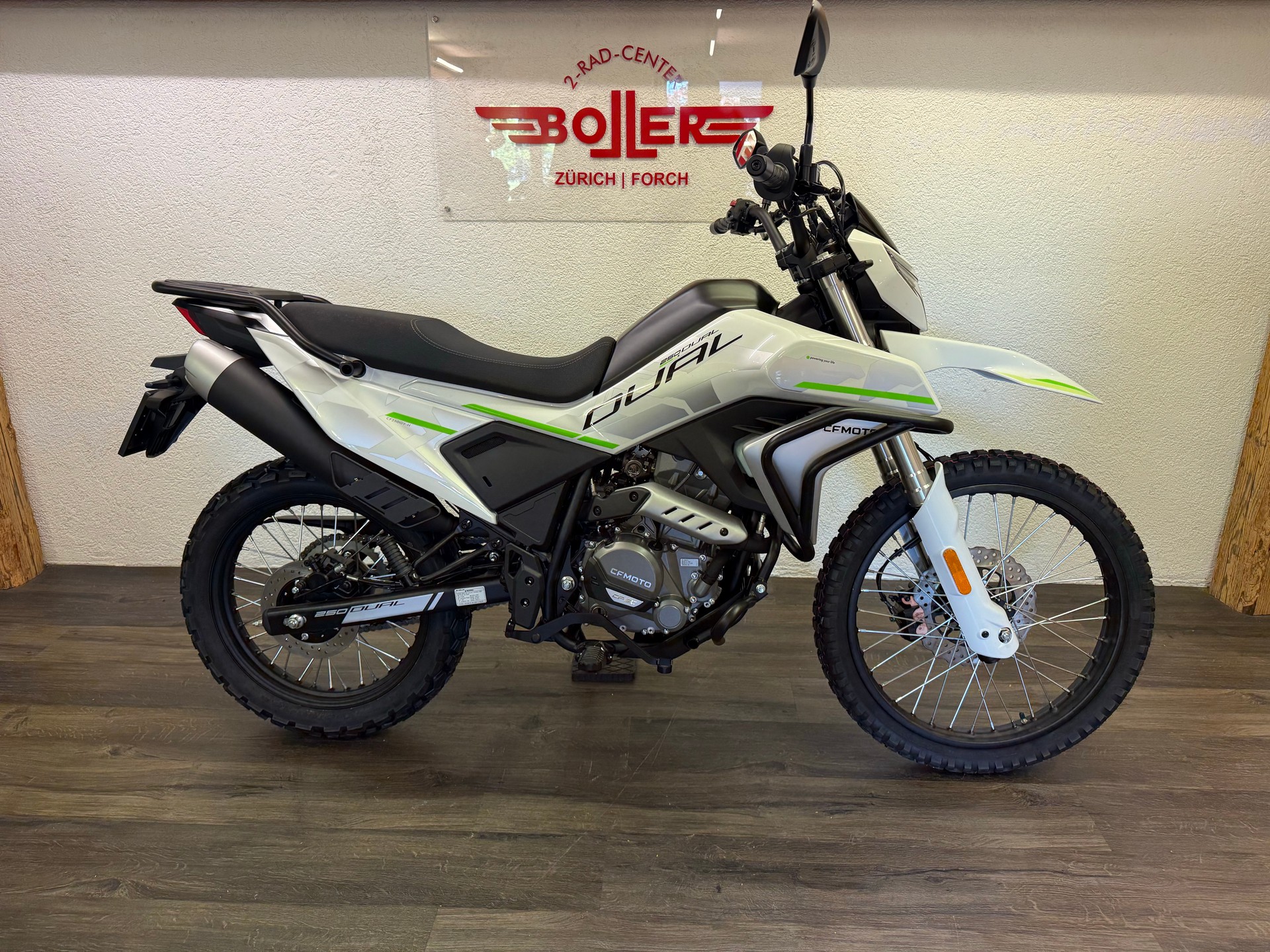 CF MOTO 250 Dual-showroom-element-2