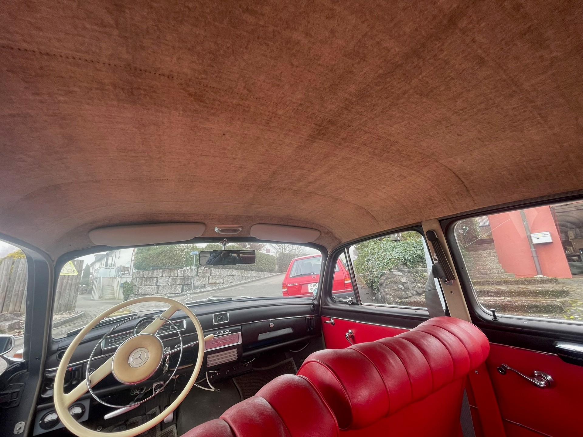 MERCEDES-BENZ 190-image-11