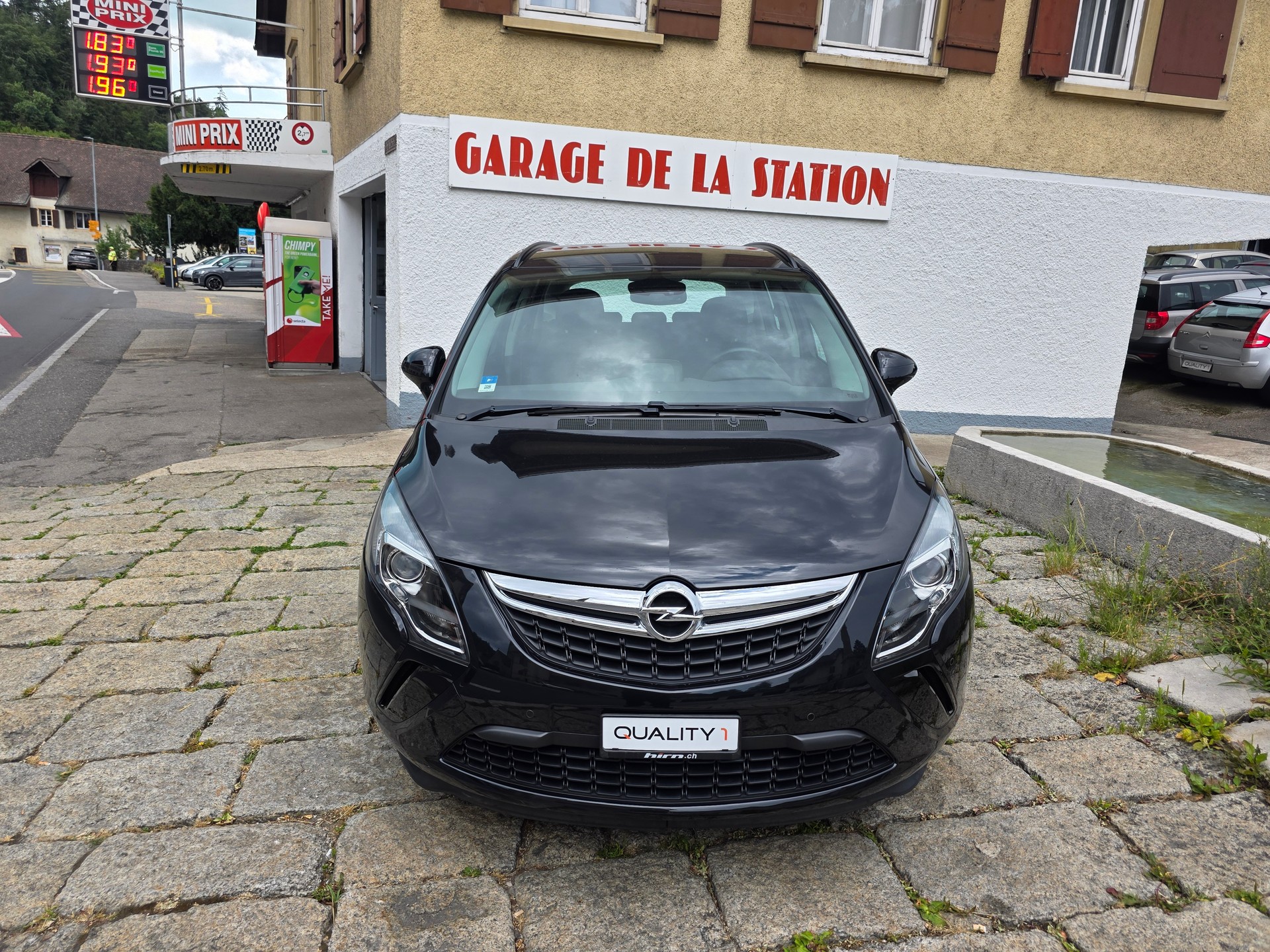 OPEL Zafira Tourer 1.4i 16V Turbo Cosmo Automatic-image-1
