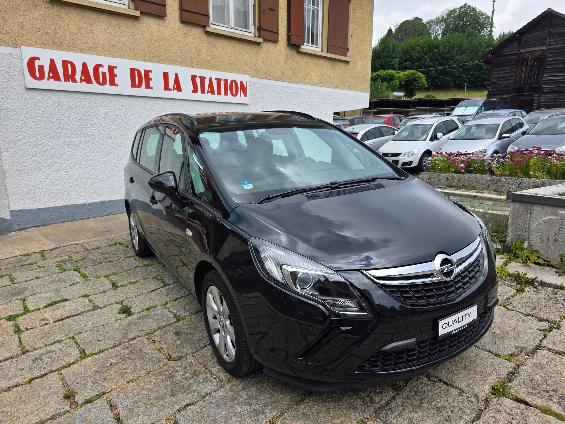 OPEL Zafira Tourer 1.4i 16V Turbo Cosmo Automatic-image-2