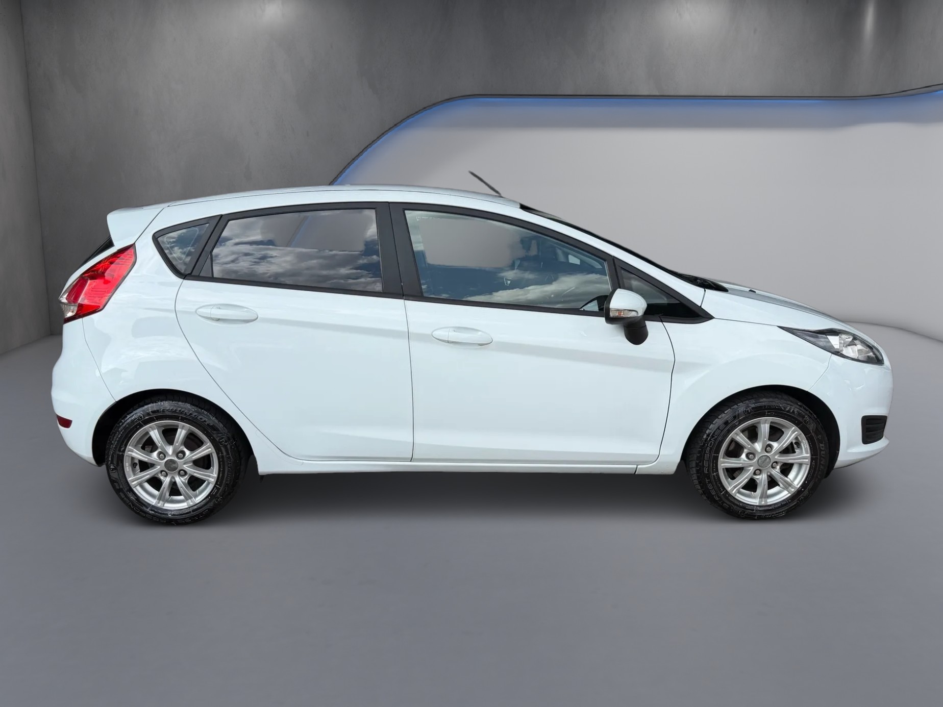 FORD Fiesta 1.6 TDCi Eco Titanium-image-6