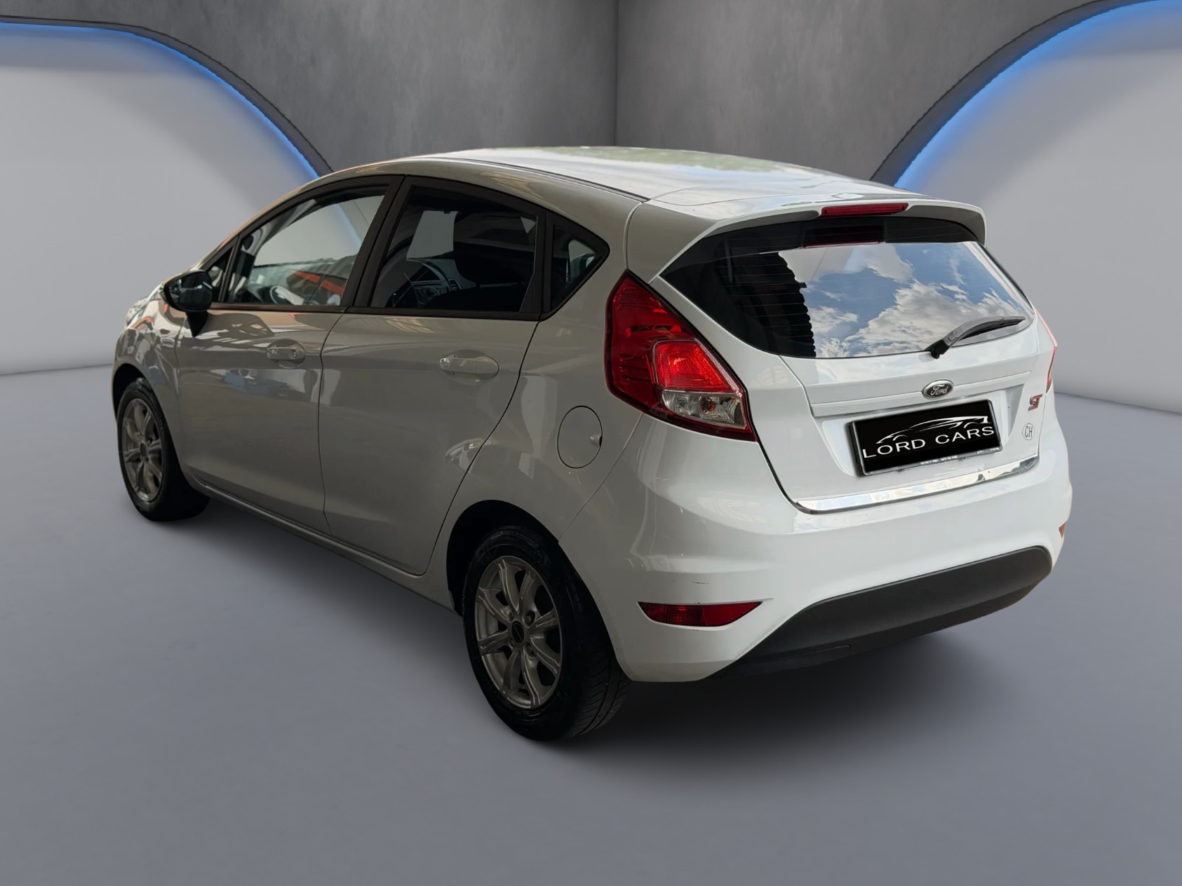 FORD Fiesta 1.6 TDCi Eco Titanium-image-4