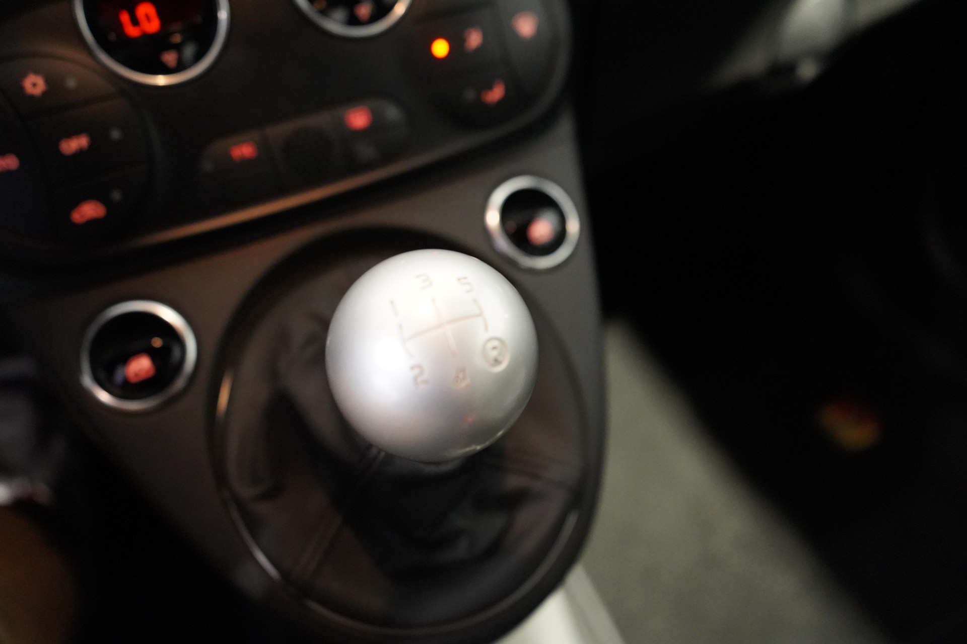 FIAT 595 Abarth 1.4 T-Jet 165-image-12