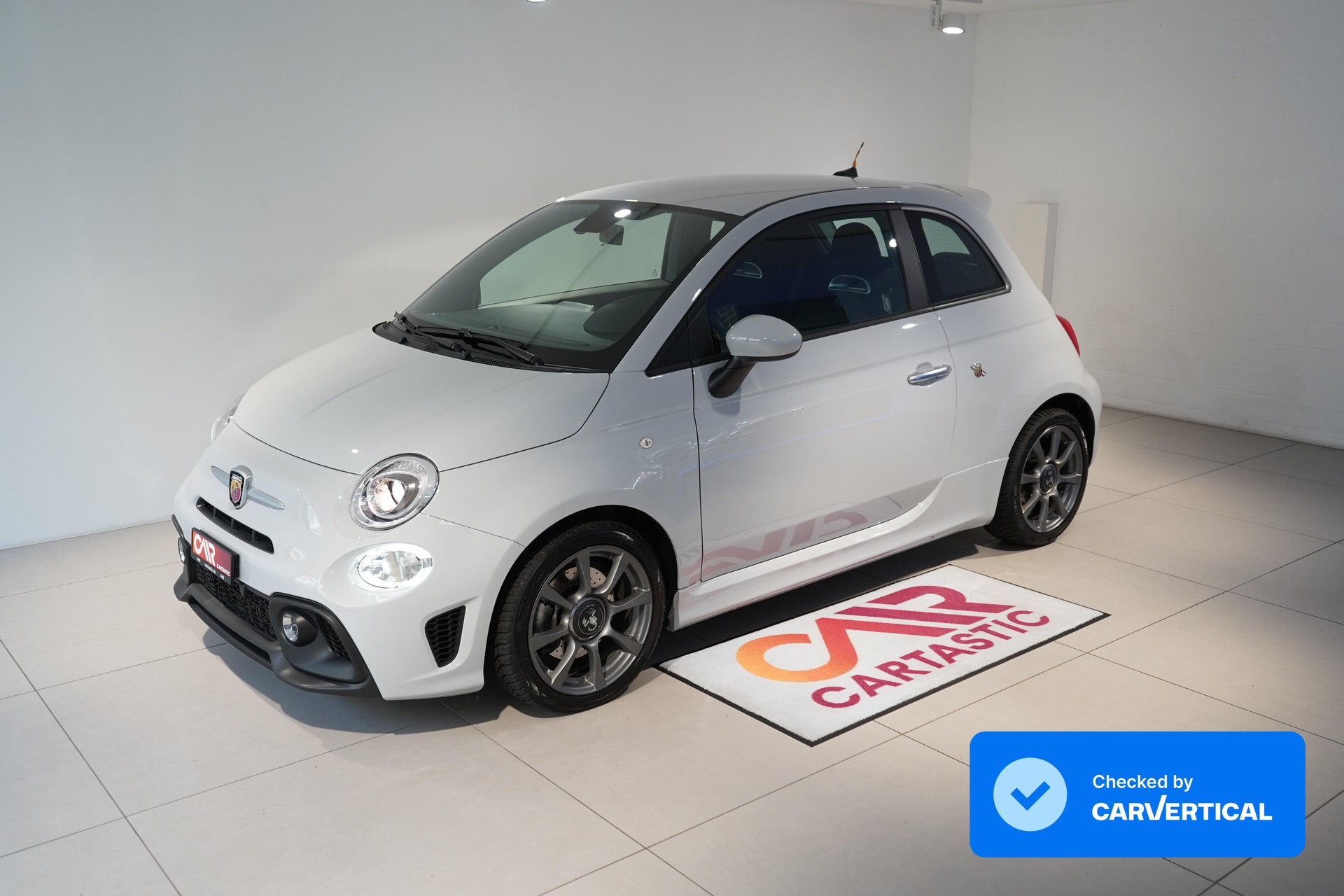 FIAT 595 Abarth 1.4 T-Jet 165-image-0