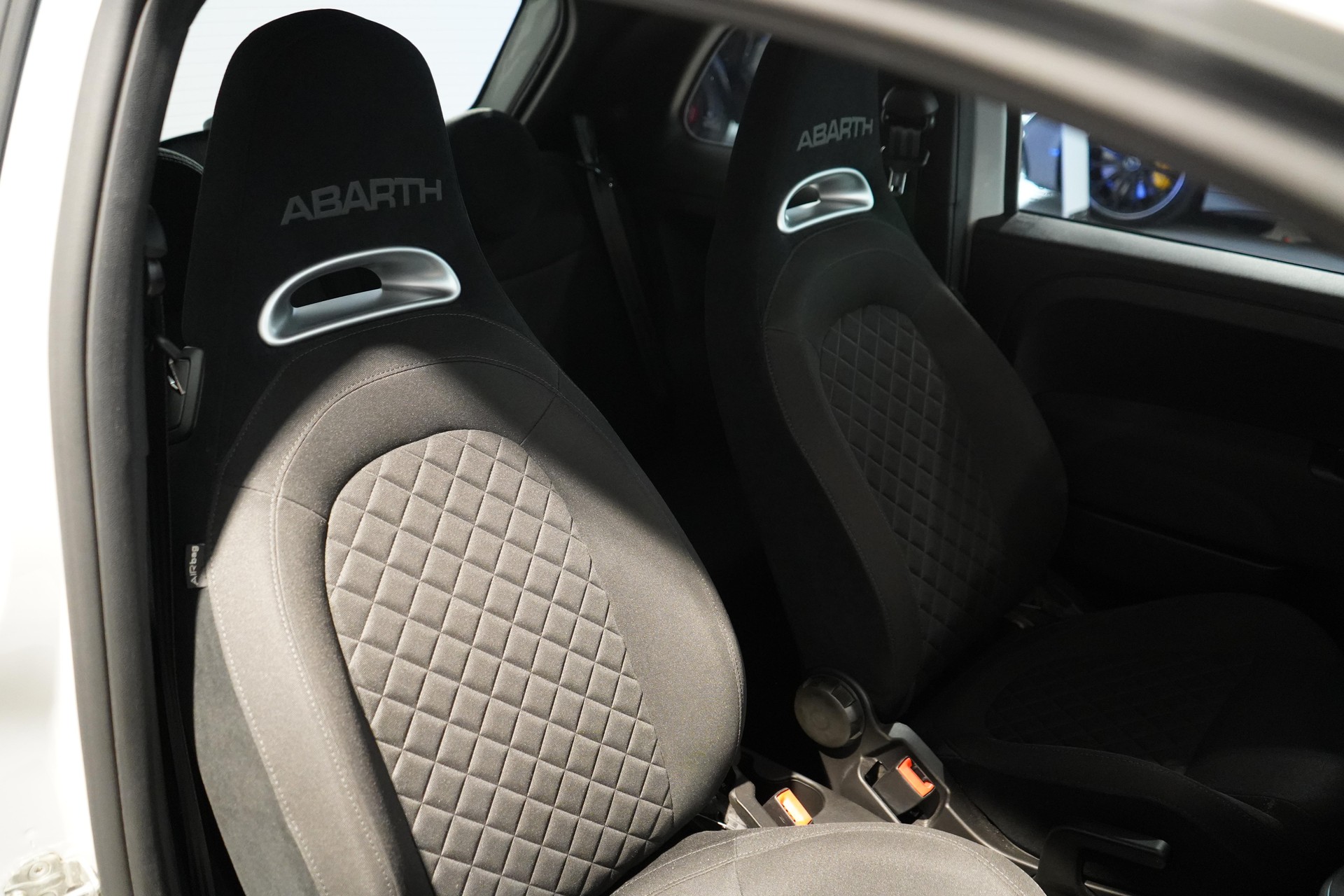 FIAT 595 Abarth 1.4 T-Jet 165-image-7