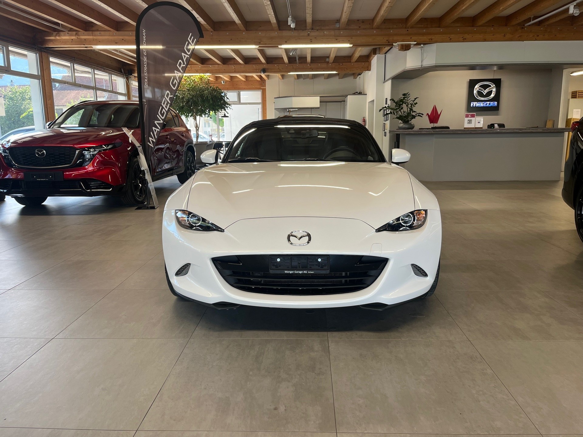 MAZDA MX-5 SKYACTIV-G 160 Revolution-image-1