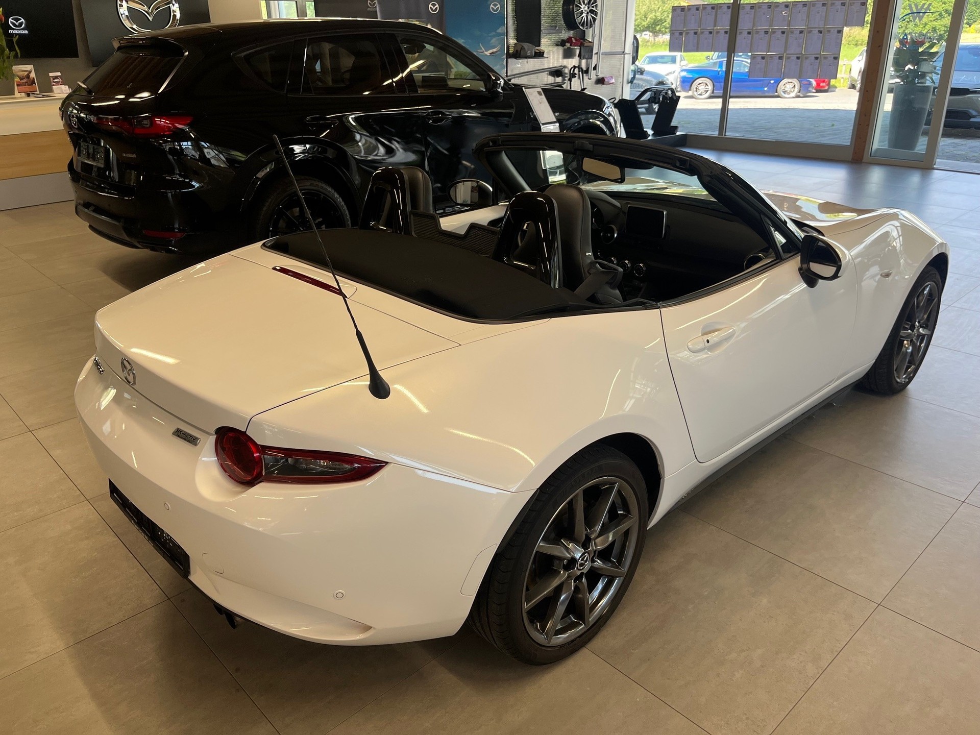 MAZDA MX-5 SKYACTIV-G 160 Revolution-image-8