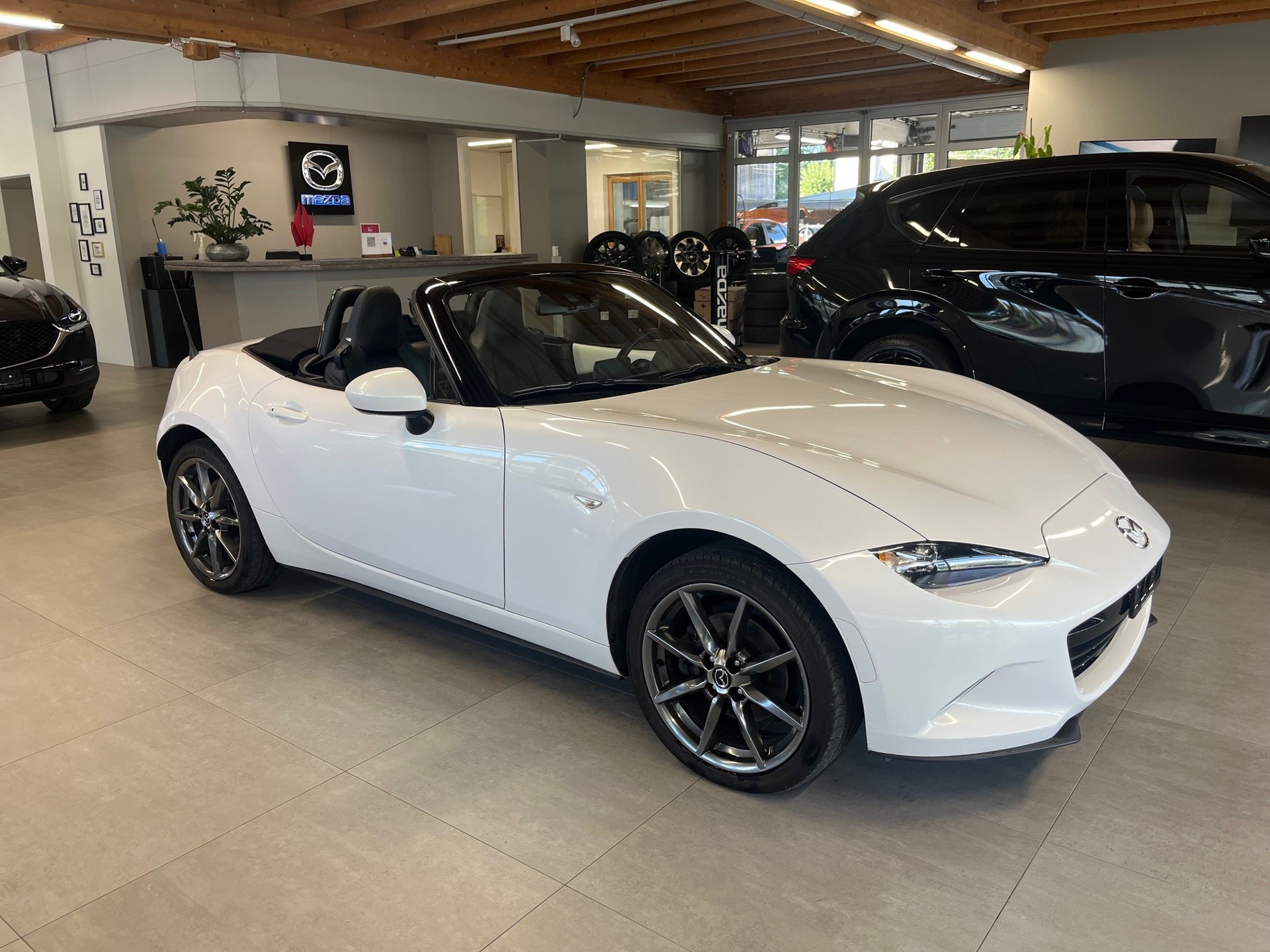 MAZDA MX-5 SKYACTIV-G 160 Revolution-image-6