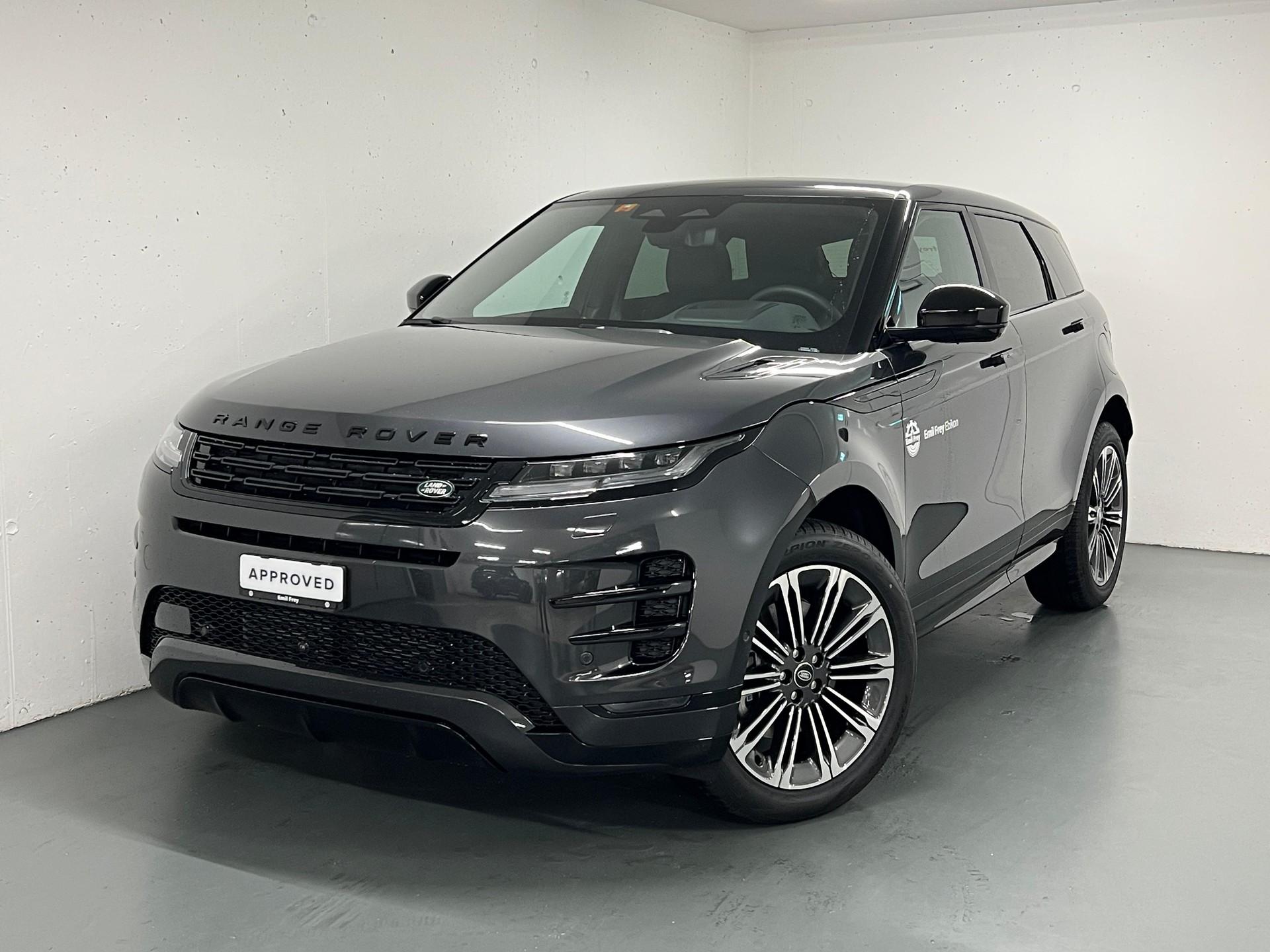 LAND ROVER Range Rover Evoque 1.5 T 270e Dynamic HSE-image-0