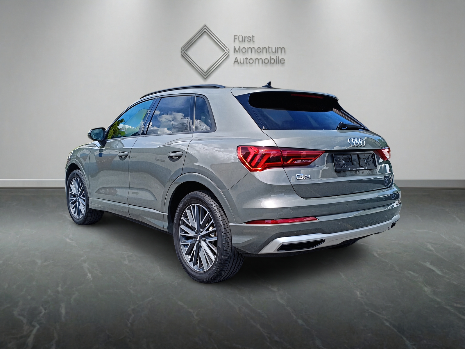AUDI Q3 35 TFSI advanced S-tronic-image-5