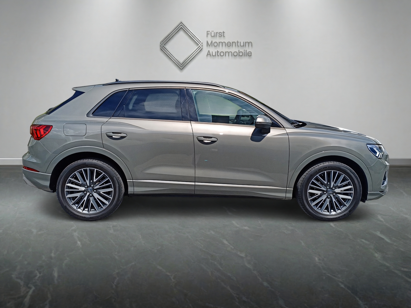 AUDI Q3 35 TFSI advanced S-tronic-image-3