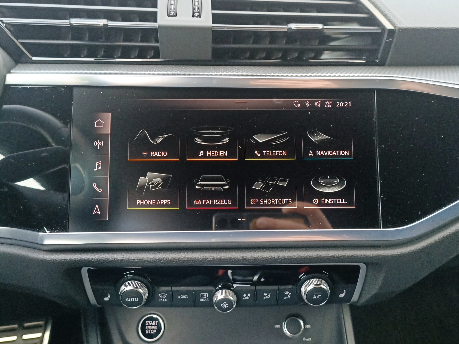 AUDI Q3 35 TFSI advanced S-tronic-image-16
