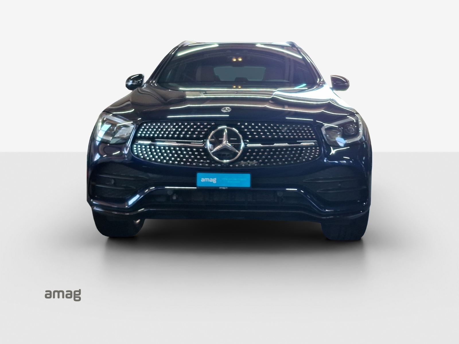 MERCEDES-BENZ GLC 300 e AMG Line 4Matic 9G-Tronic-image-6