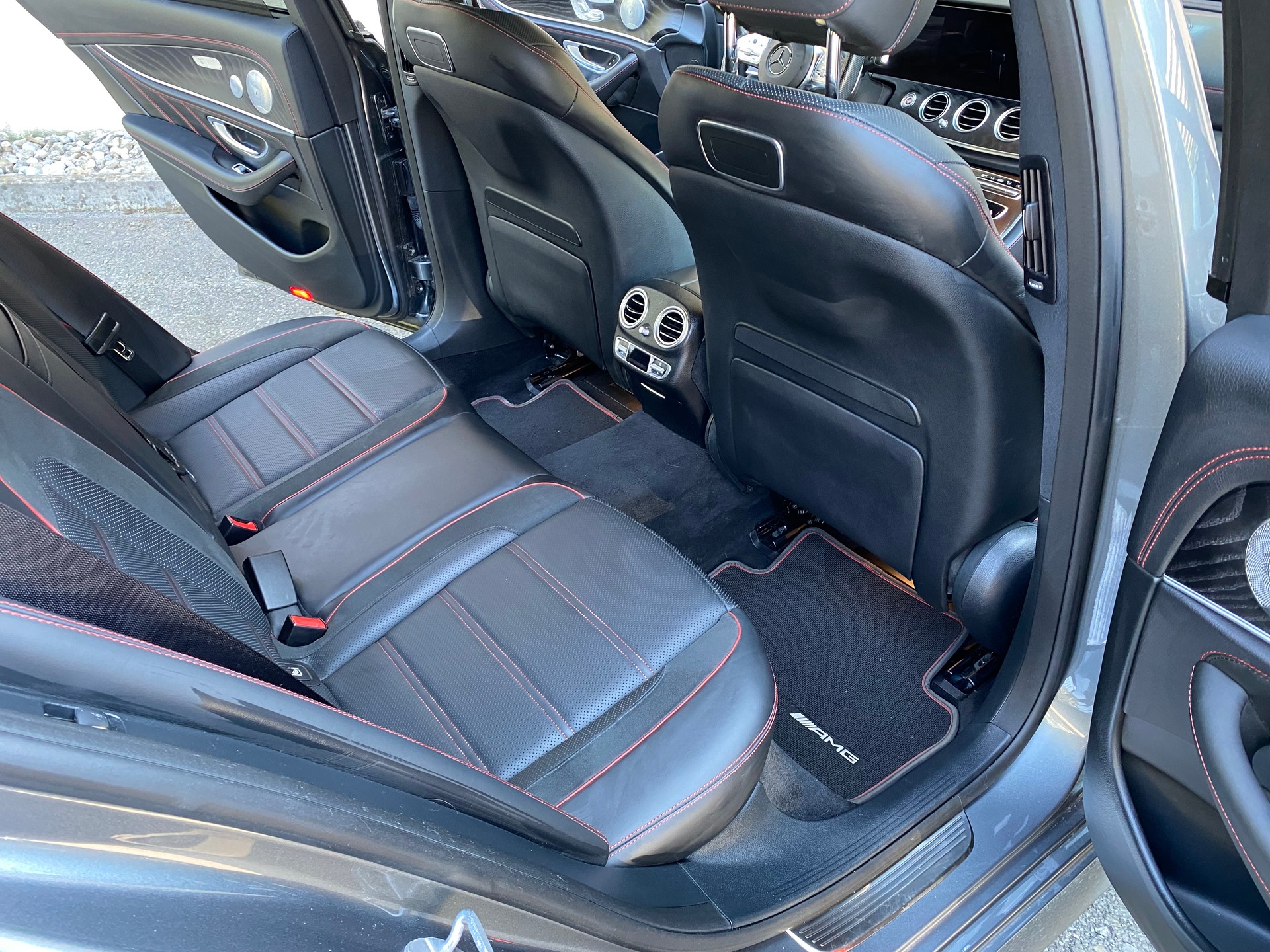 MERCEDES-BENZ E 53 AMG 4Matic 9G-Tronic-image-8
