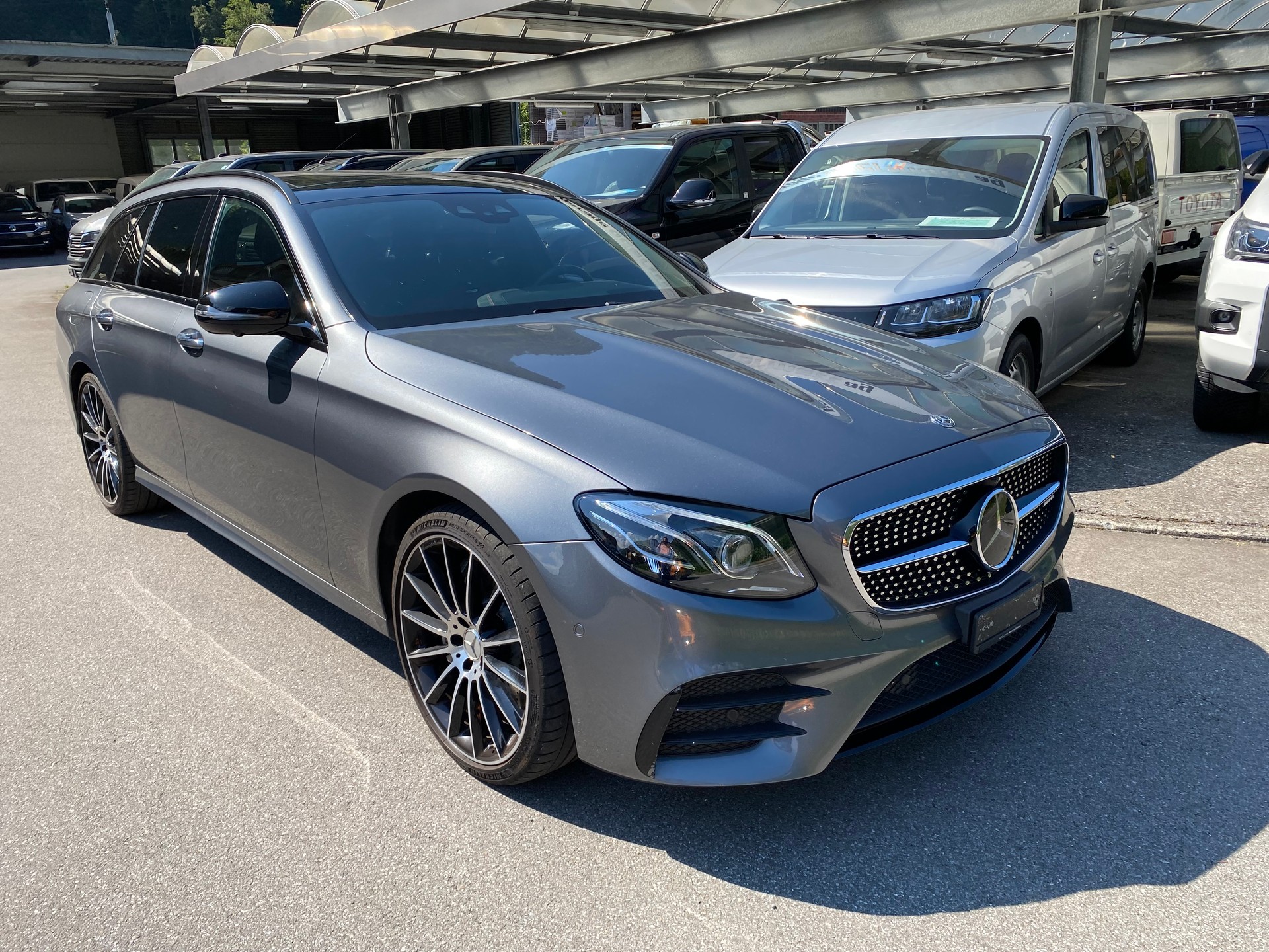 MERCEDES-BENZ E 53 AMG 4Matic 9G-Tronic-image-13