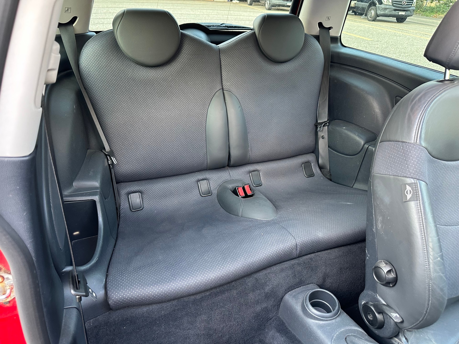 MINI Mini Cooper S-image-8