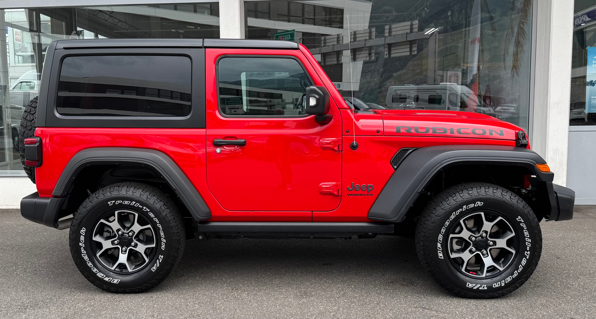 JEEP Wrangler 2.0 Rubicon Automatic-image-1