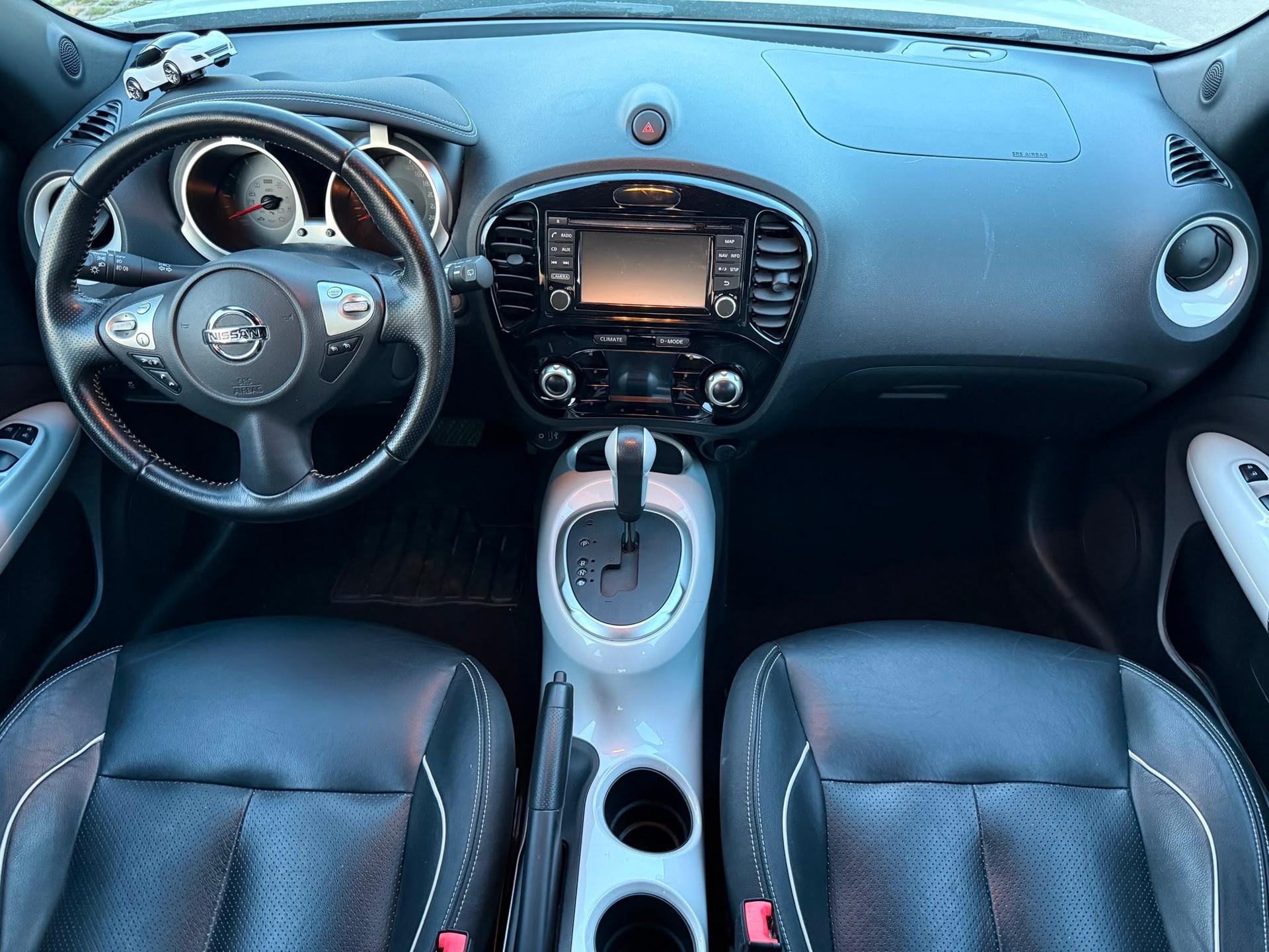NISSAN Juke 1.6 DIG-T tekna 4x4 Xtronic M-CVT-image-20