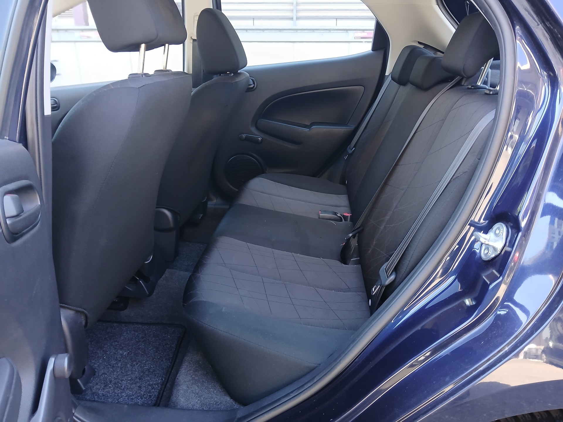 MAZDA 2 1.3i 16V Confort-image-11